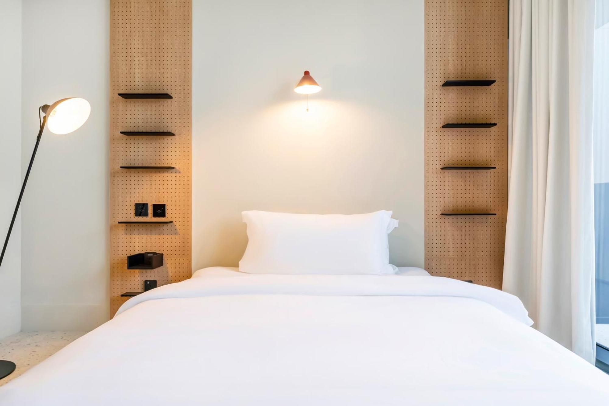 Apartment Fam Living - Upside Living - Wfh Friendly-business Bay Dubai