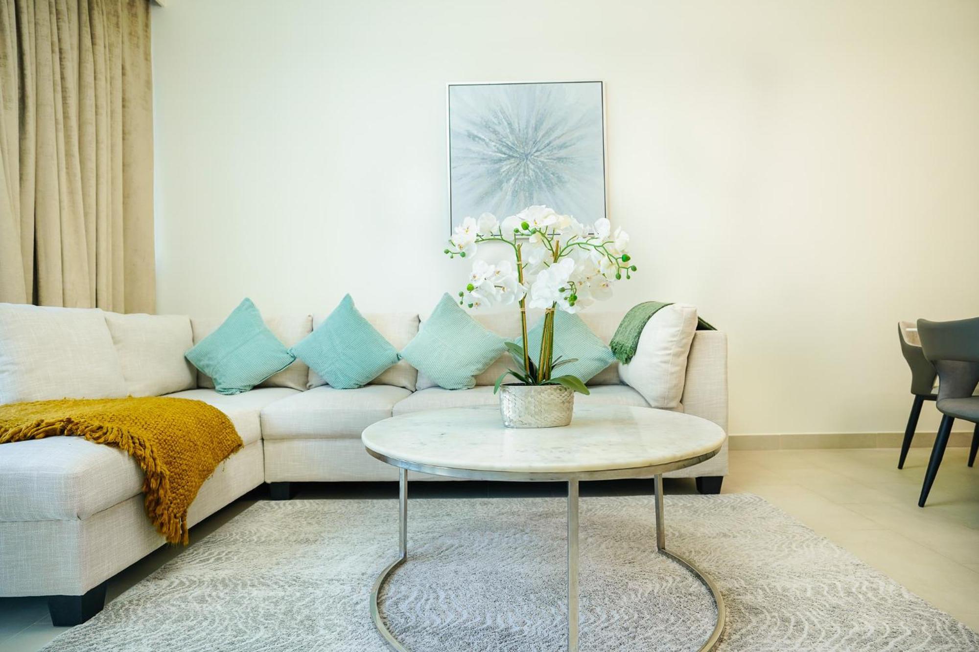 Citihome-2br Creek Harbour Island Apartment