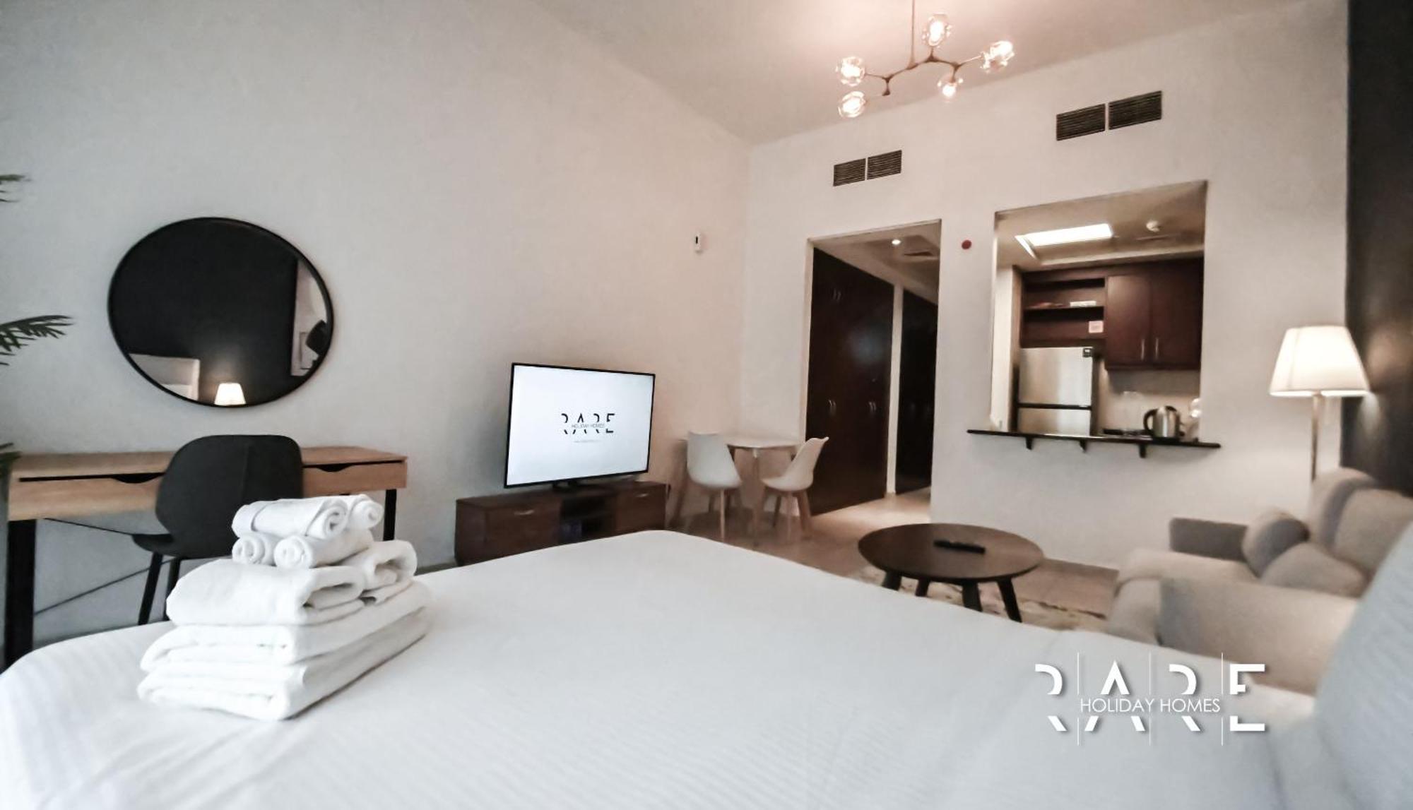 Rare Homes - Close To Marina & Ain - Garden View - Med100 Rg13 - Discovery Gardens