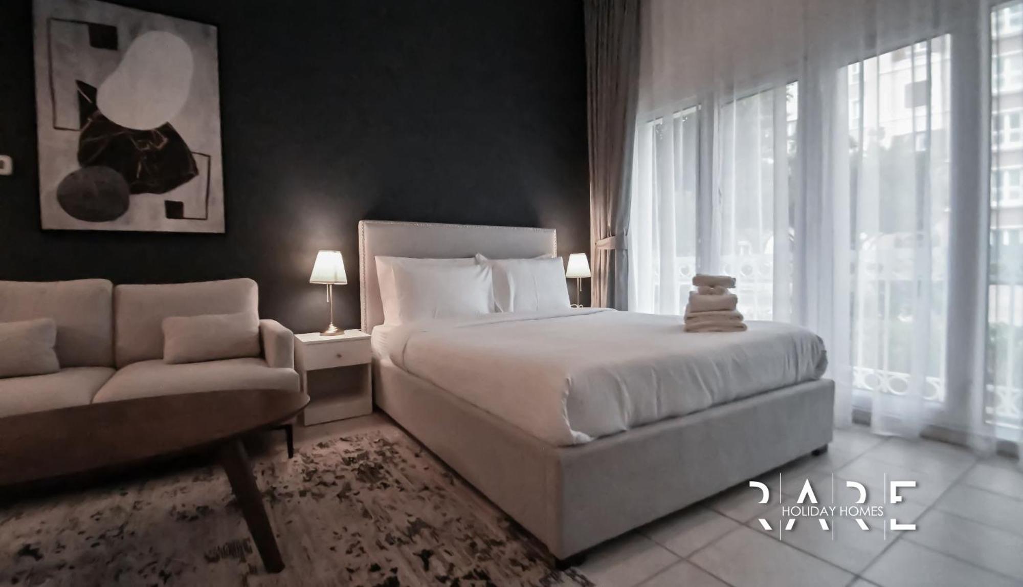Rare Homes - Close To Marina & Ain - Garden View - Med100 Rg13 - Discovery Gardens *