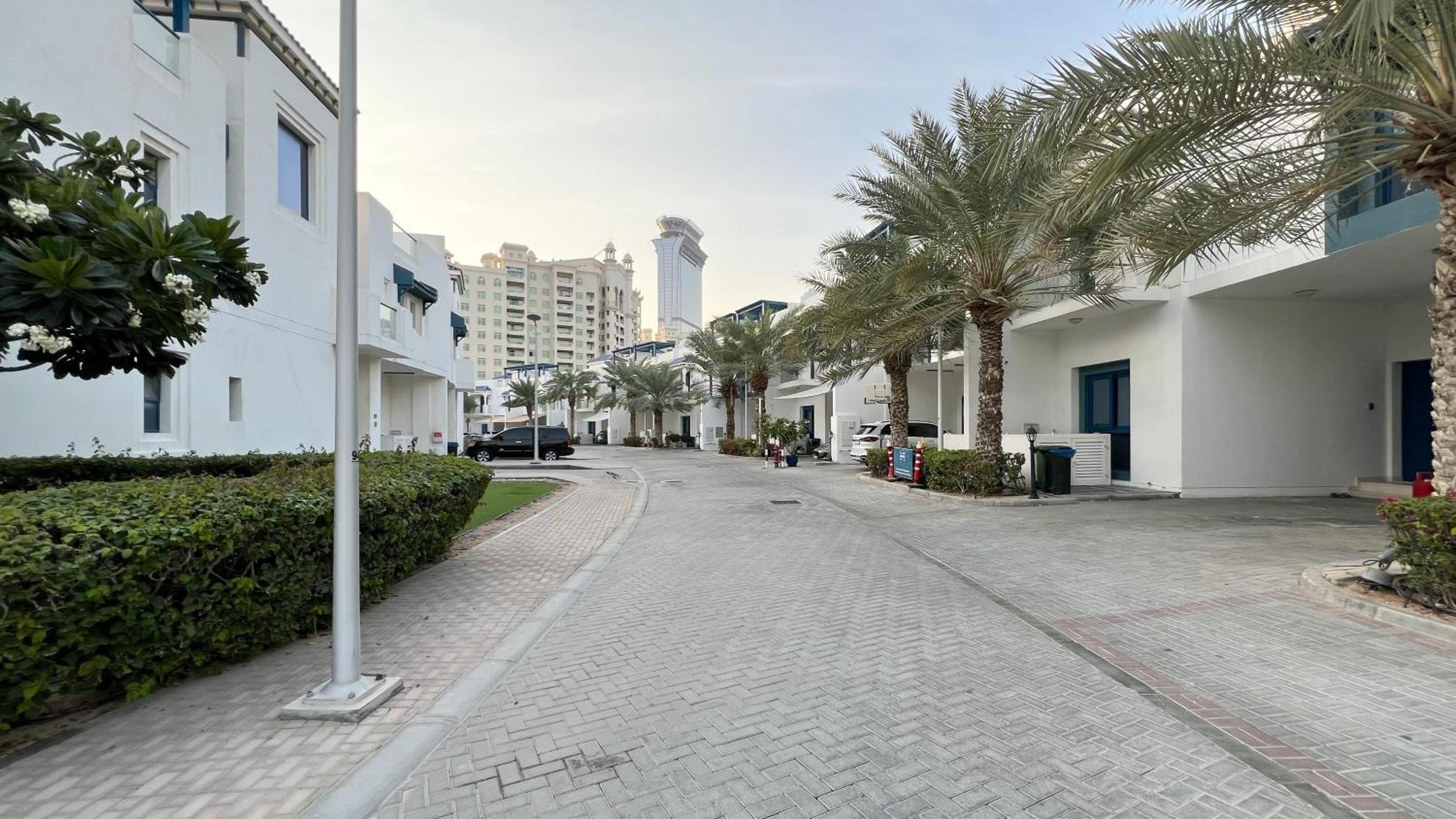 Lux 4 Bedroom Private Access Palm Jumeirah