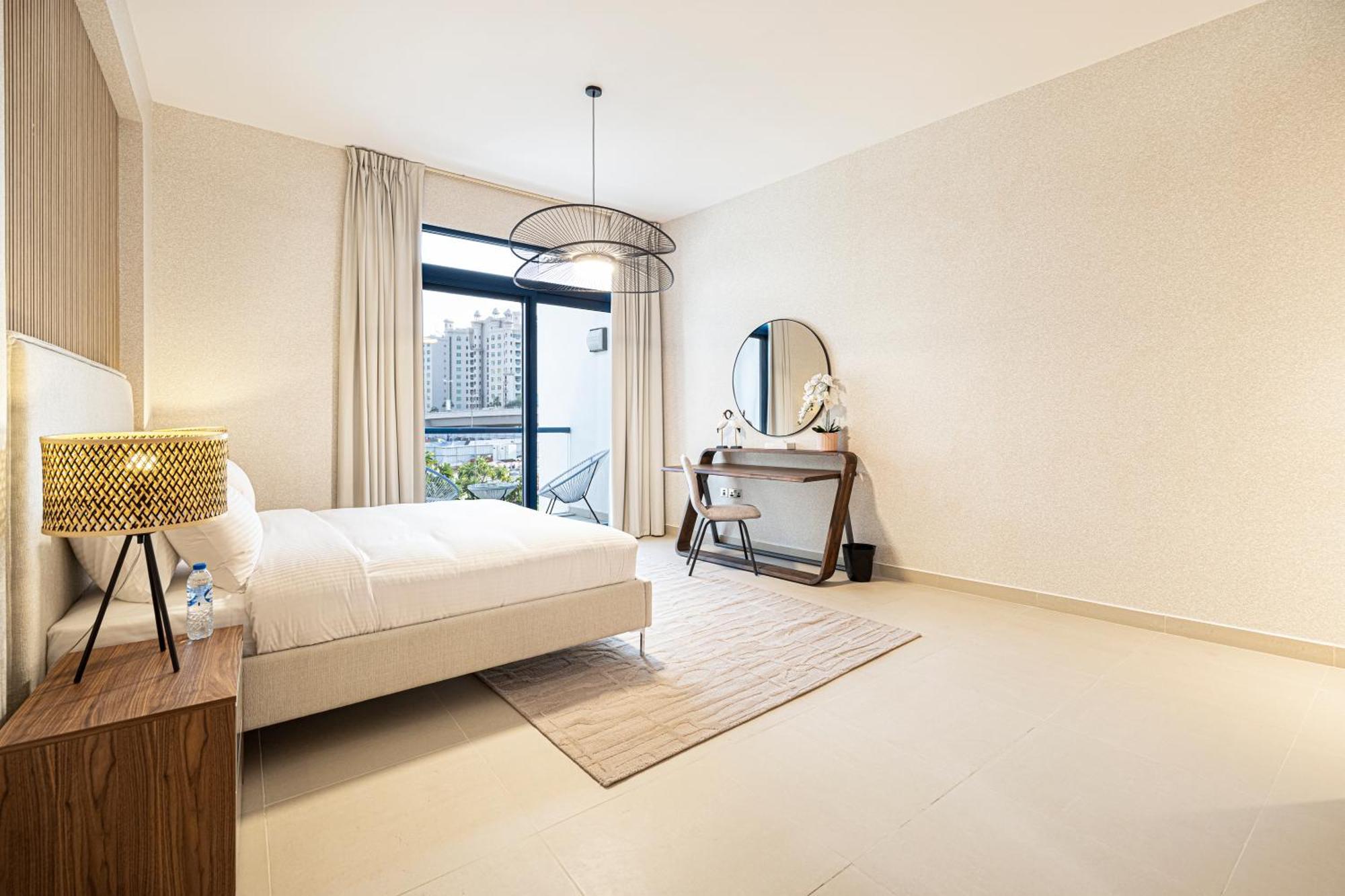 Lux 4 Bedroom Private Access Palm Jumeirah * Dubai