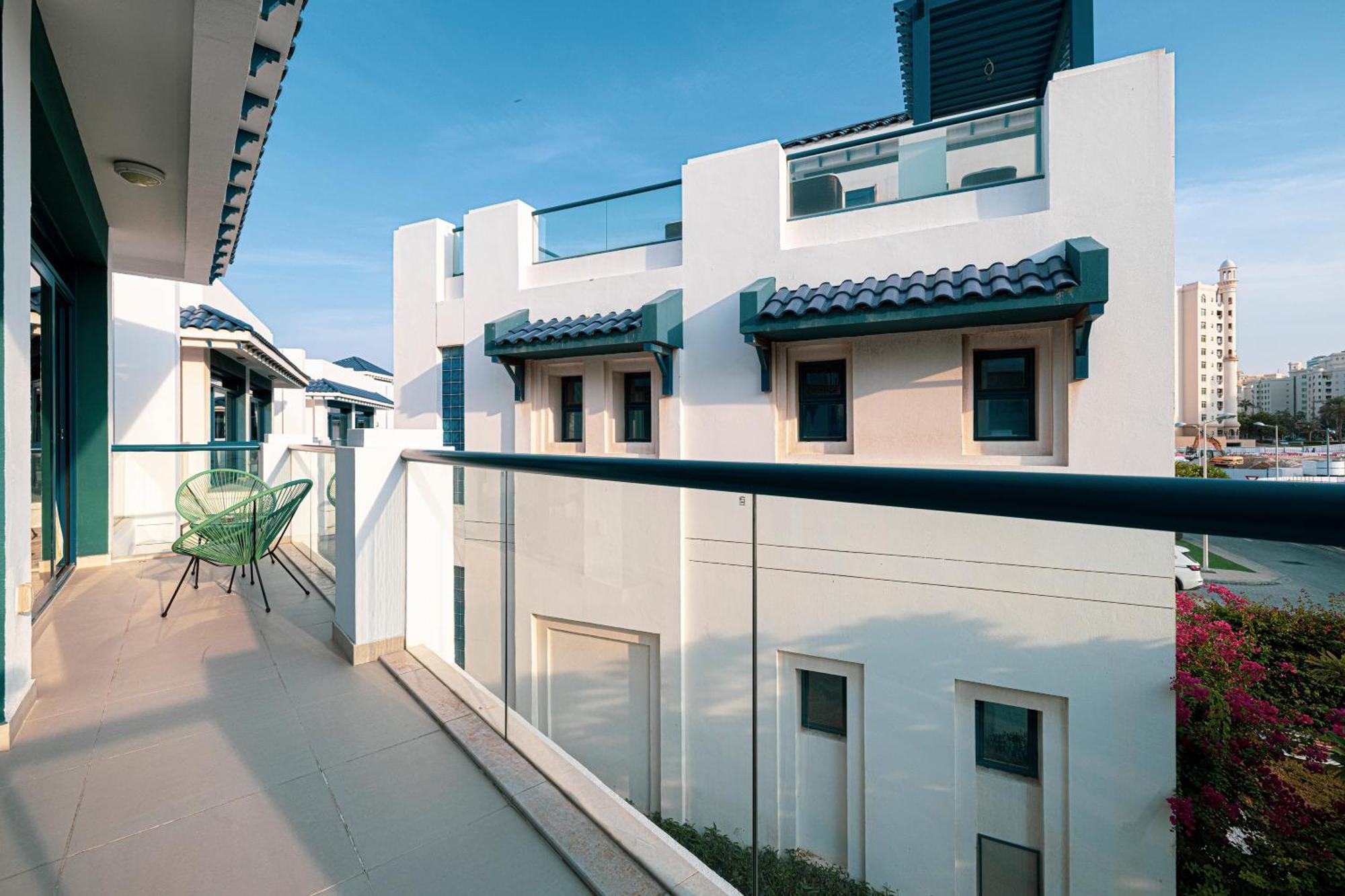 Lux 4 Bedroom Private Access Palm Jumeirah * Dubai