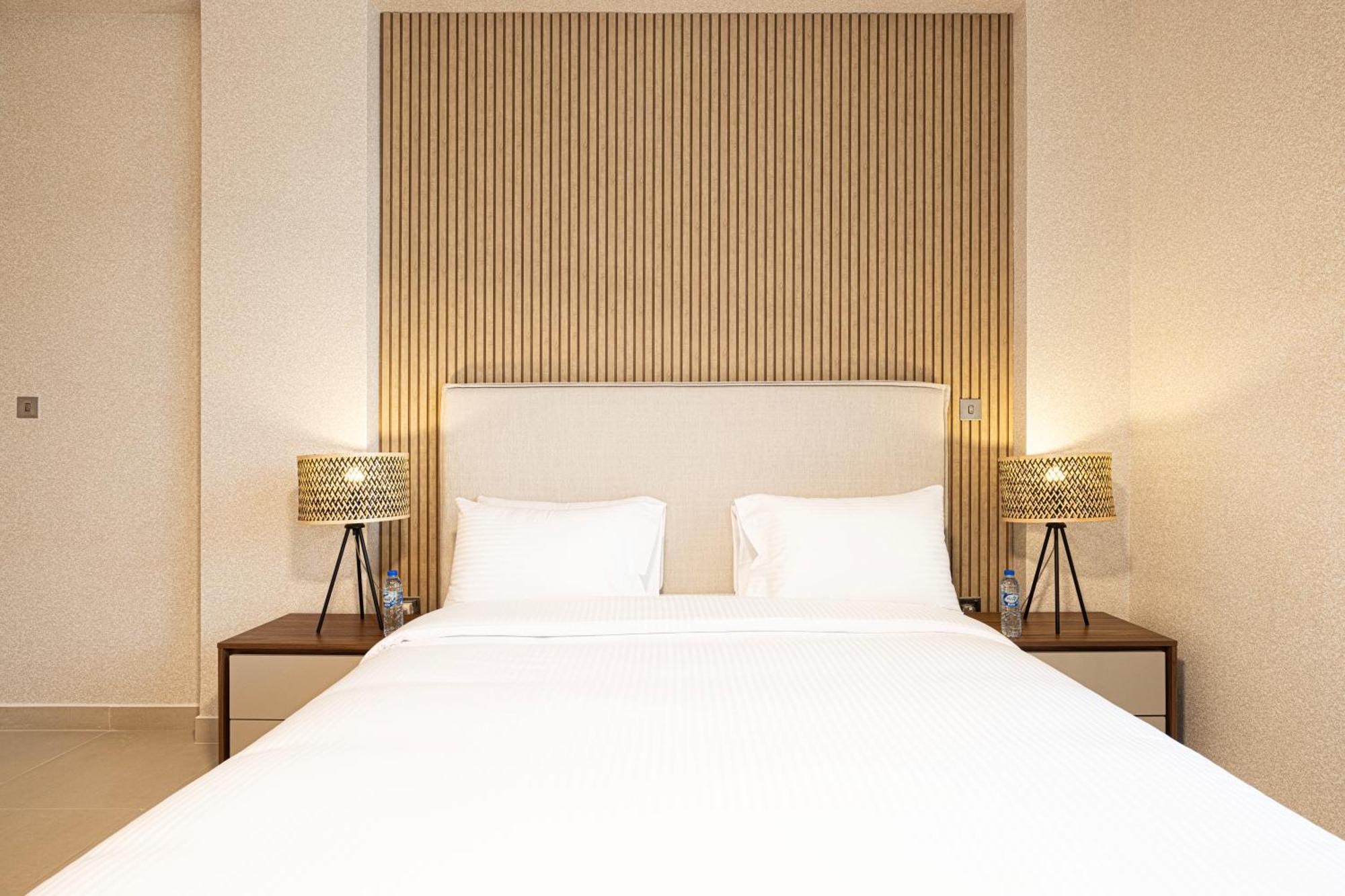 Lux 4 Bedroom Private Access Palm Jumeirah * Dubai