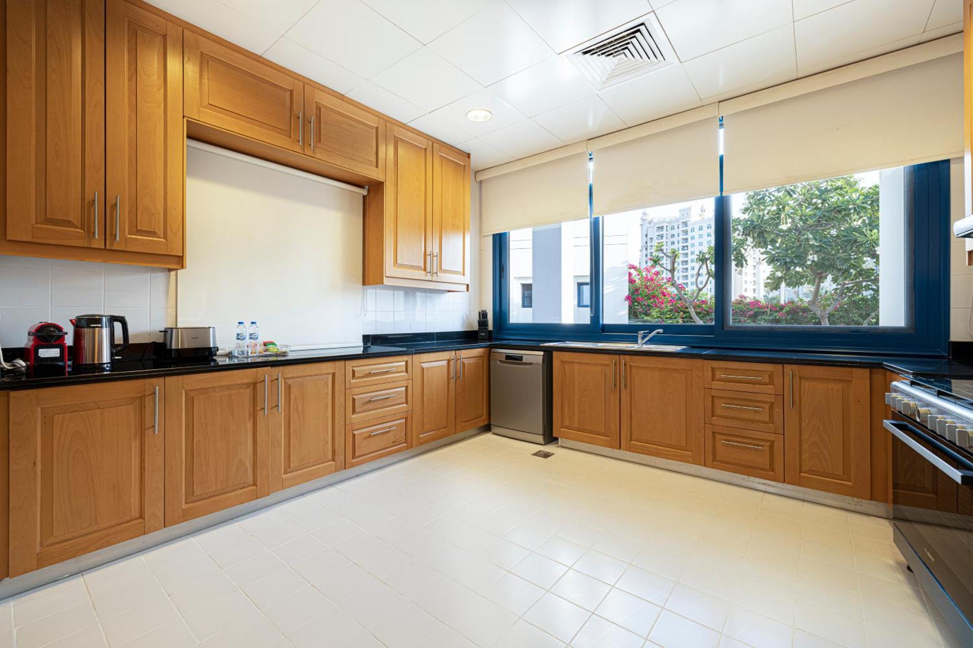 Apartment Lux 4 Bedroom Private Access Palm Jumeirah