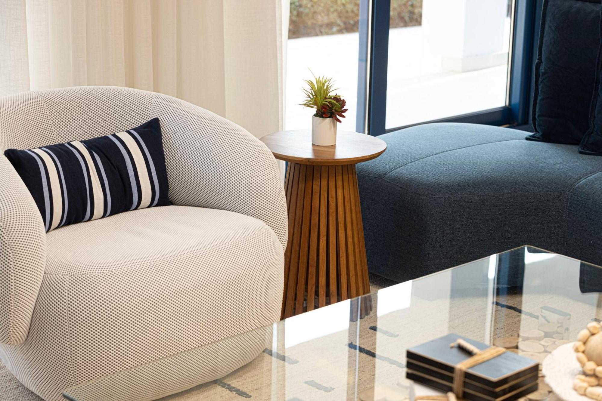 Lux 4 Bedroom Private Access Palm Jumeirah Dubai