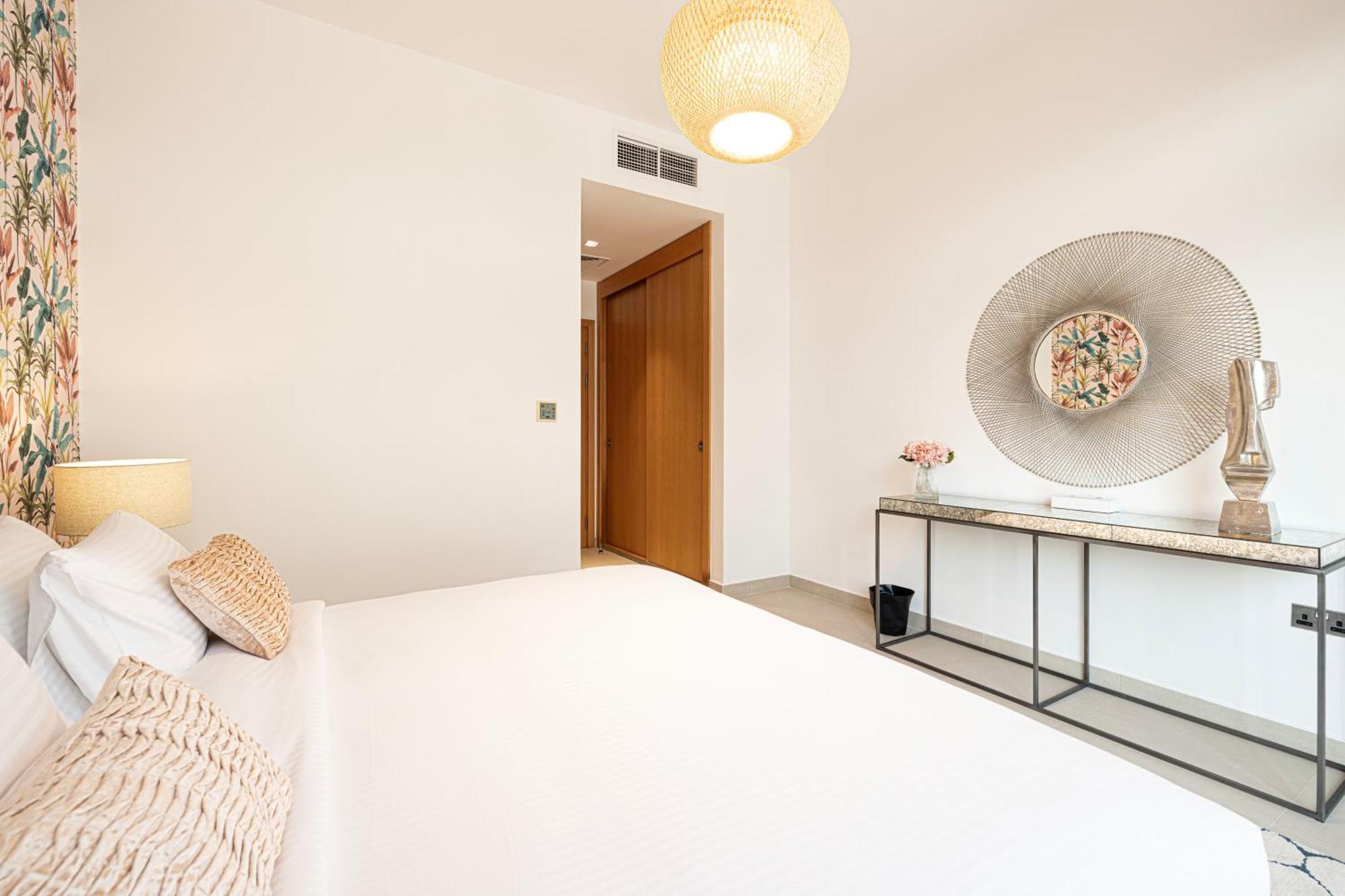 Lux 4 Bedroom Private Access Palm Jumeirah * Dubai