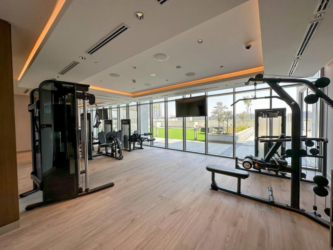 Holidayrent Uae - Top Near Burj Khalifa Apartment *