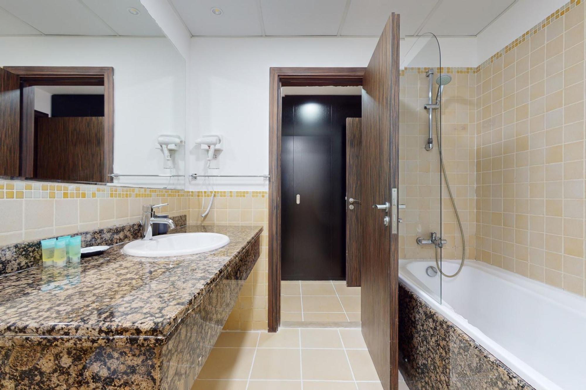 Shams 1 - Spacious One Bedroom Near Jbr *