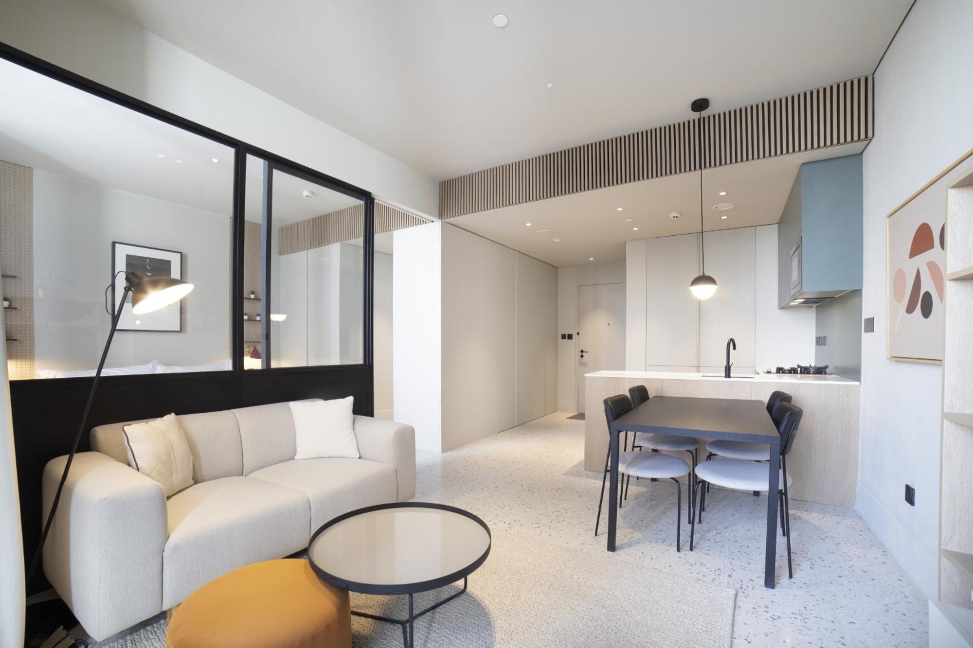 Apartment Executive 1 Bedroom At Upside Living, Business Travel Ready Dubai