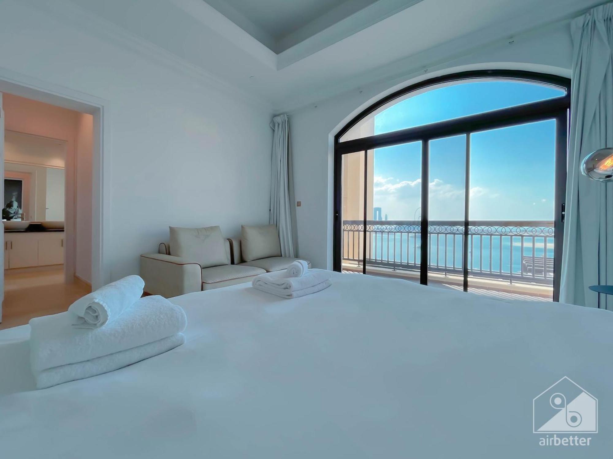Fairmont Luxury Penthouse Private Gym & Pool Apartment *