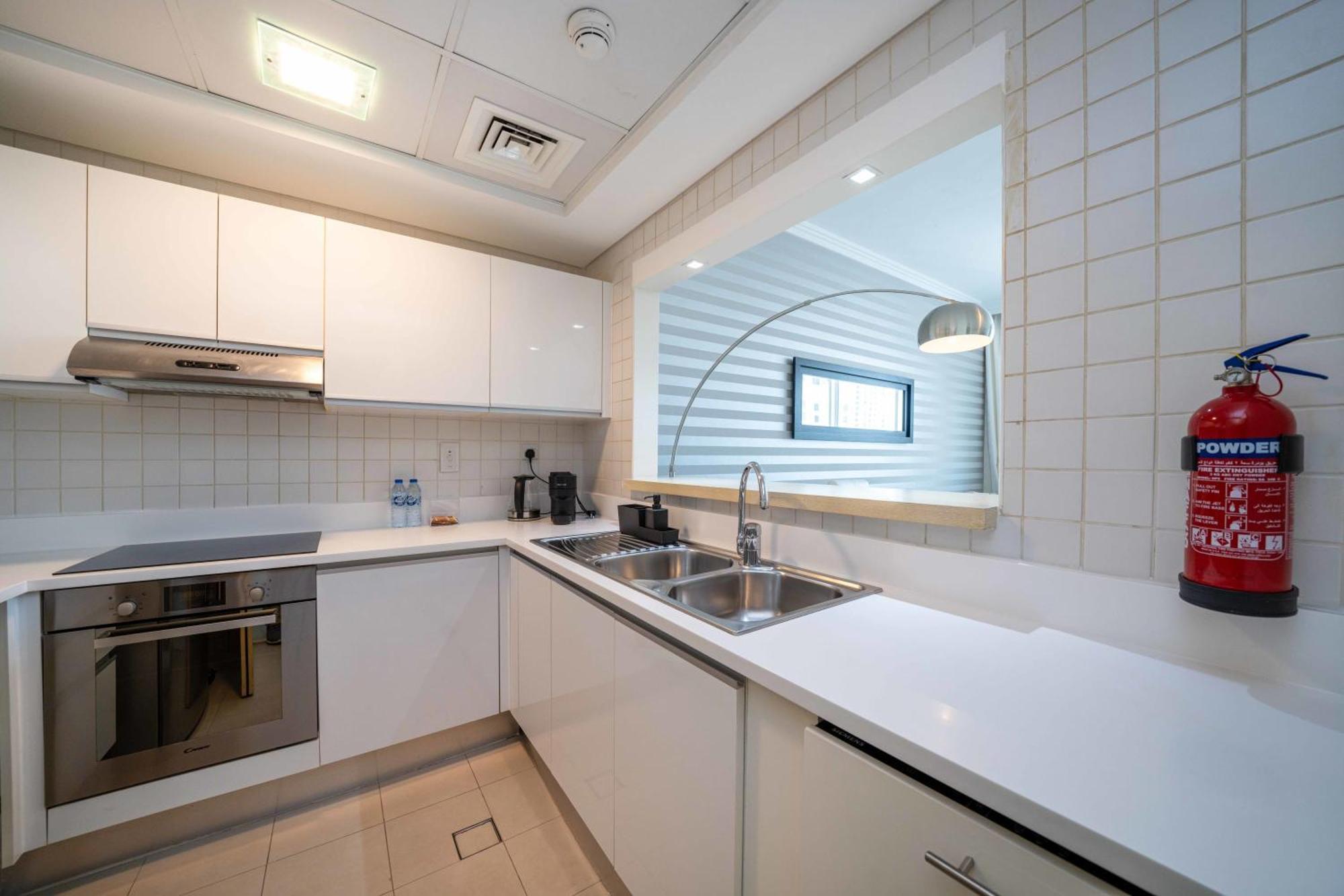 Beachfront 1 Bed With Full Jbr View