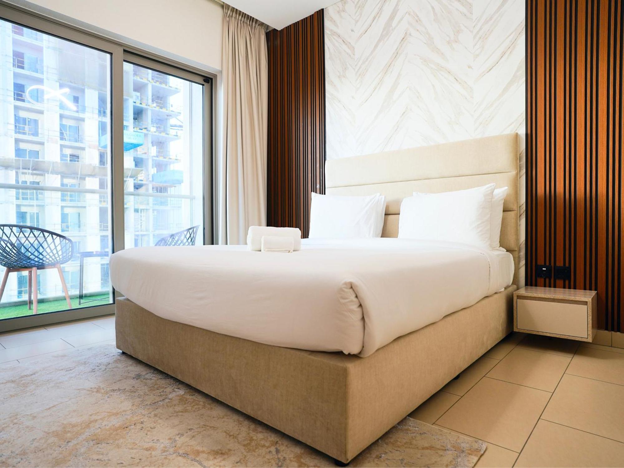 Holidayrent Uae - Top Near Burj Khalifa * Dubai