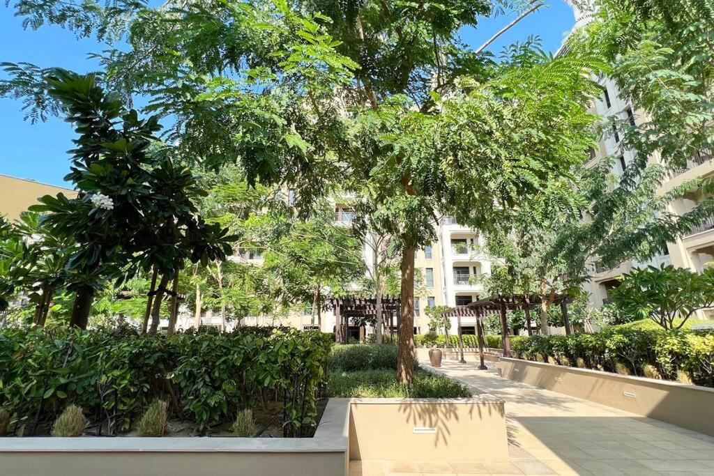 Post Modern Near Burj Al Arab Apartment Dubai