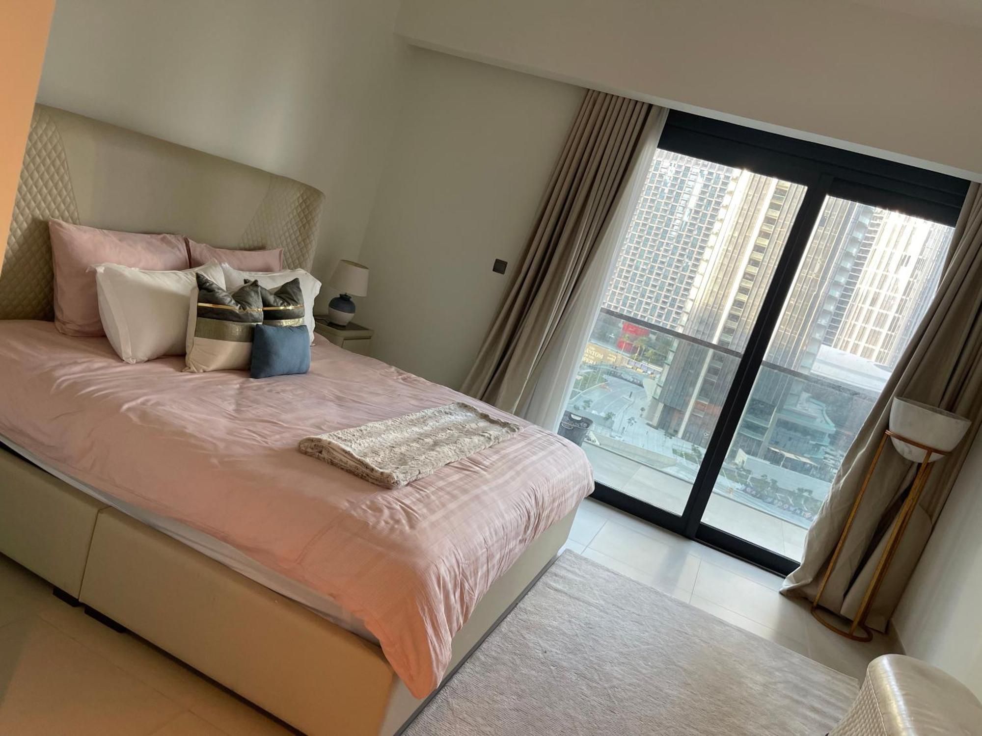 Burj Khalifa And Fountain View 2bedrooms Dubai