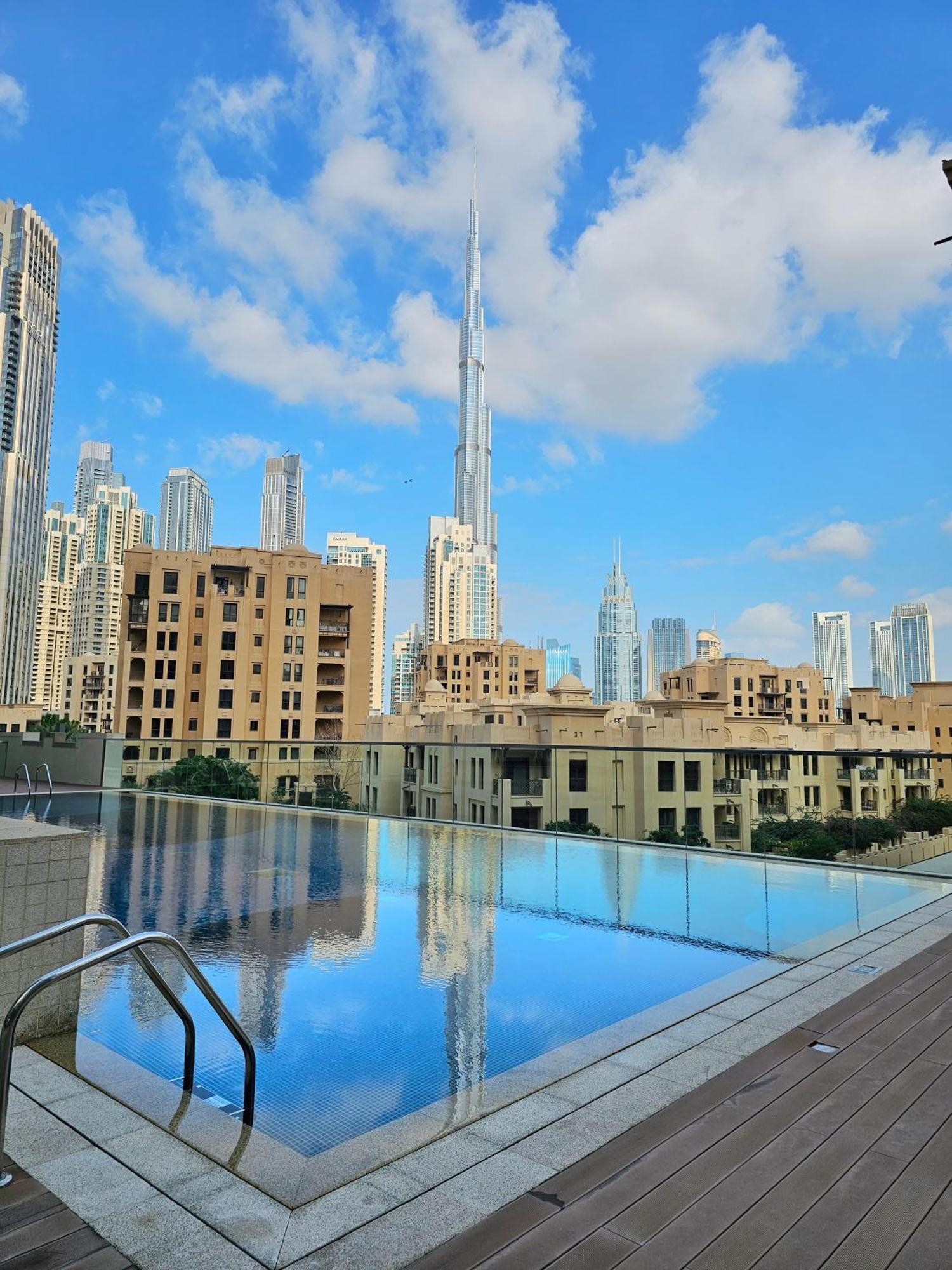 Luxury Downtown With Burj Khalifa View Apartment