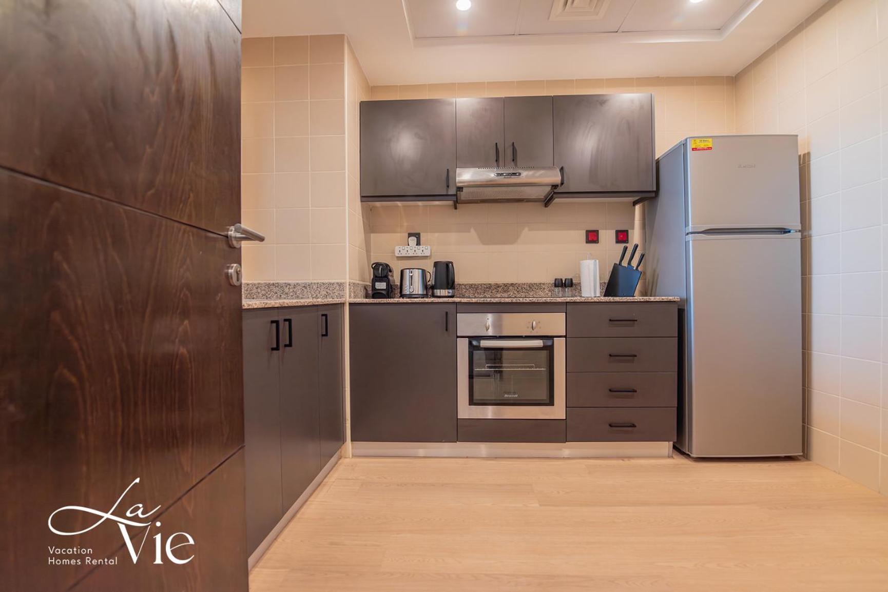 Chic 1 Bed In Marina Newly Furnished,modern Luxury