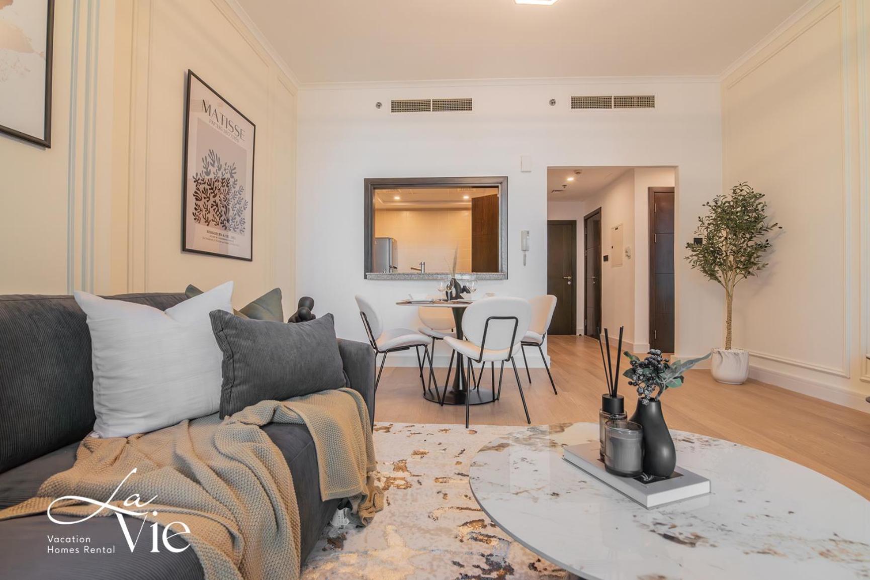 Chic 1 Bed In Marina Newly Furnished,modern Luxury Apartment *