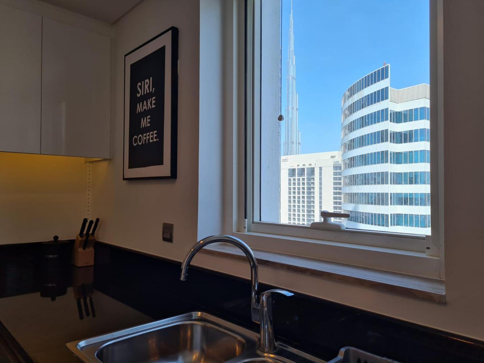 Modern Delux 1 Bed With Canal And Burj Khalifa View