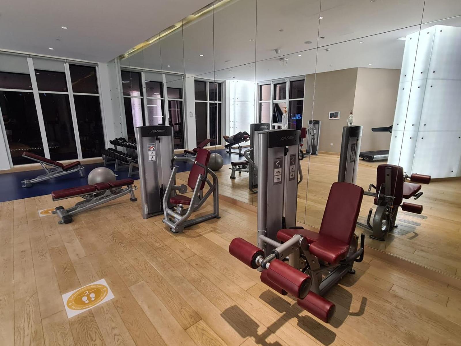 Apartment Modern Delux 1 Bed With Canal And Burj Khalifa View *