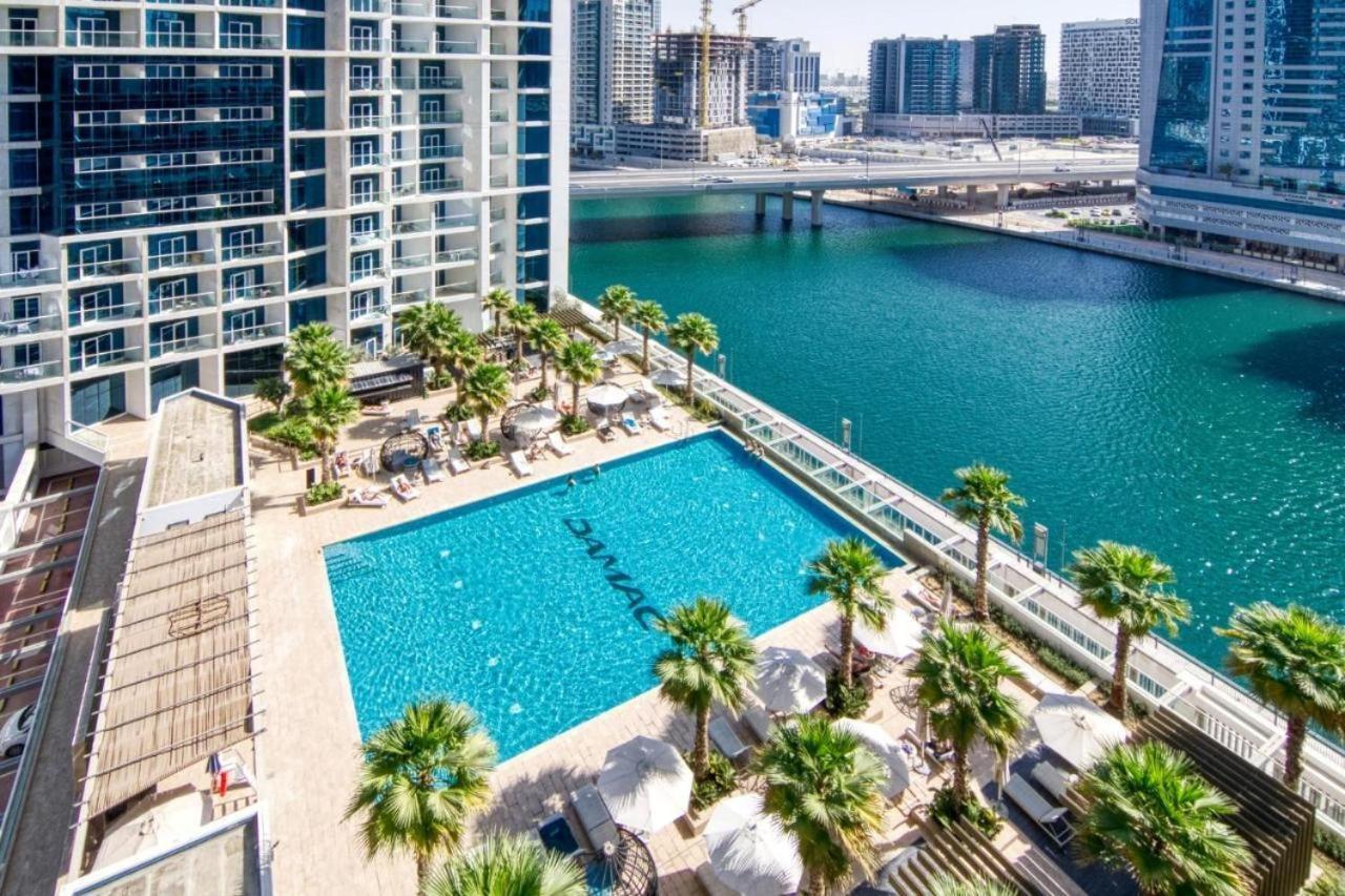Apartment Modern Delux 1 Bed With Canal And Burj Khalifa View *