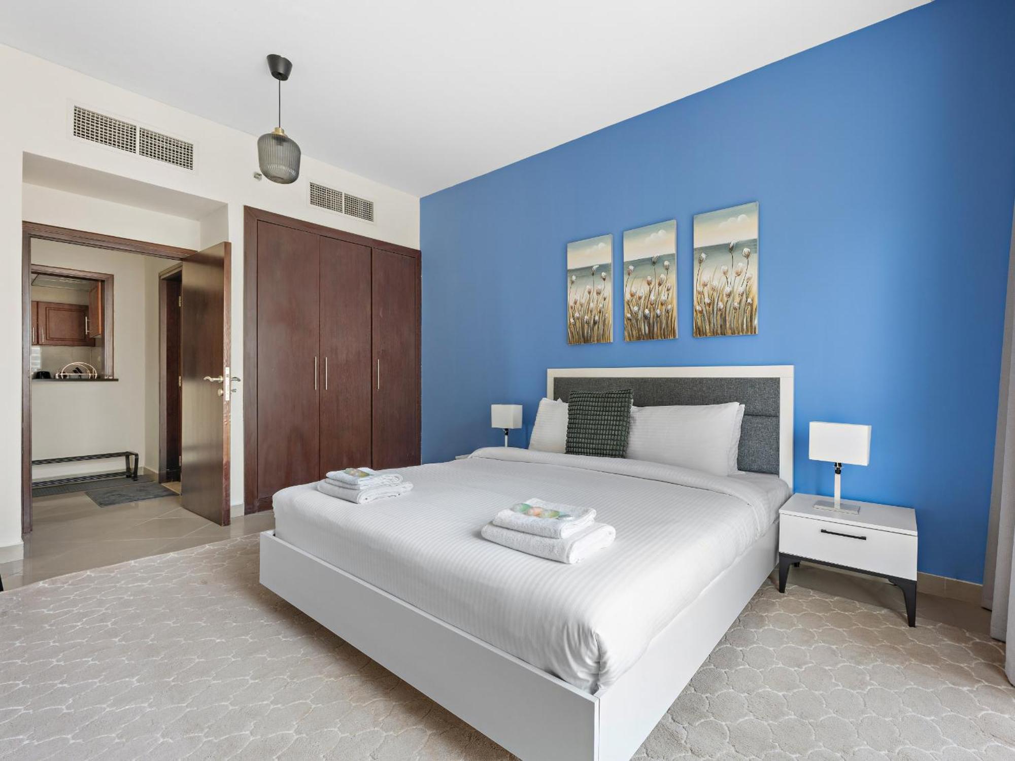 Brand New 1bdr In Icon Tower Jlt 14 Apartment Dubai