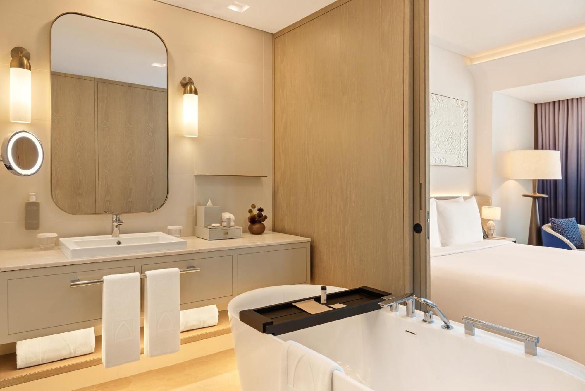 Hotel Palace Creek Harbour Dubai