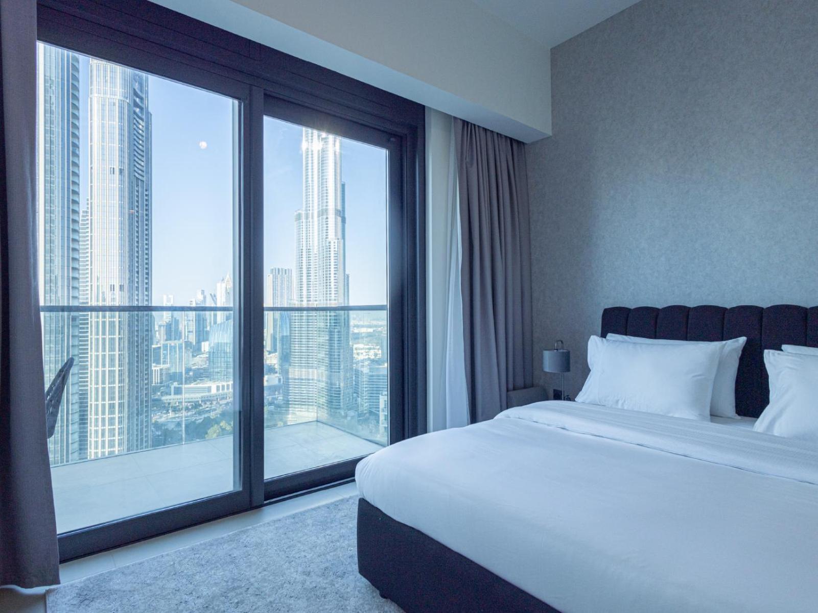 Apartment Mh - Act Tower - Downtown - Burj View 3bhk -ref4008 *