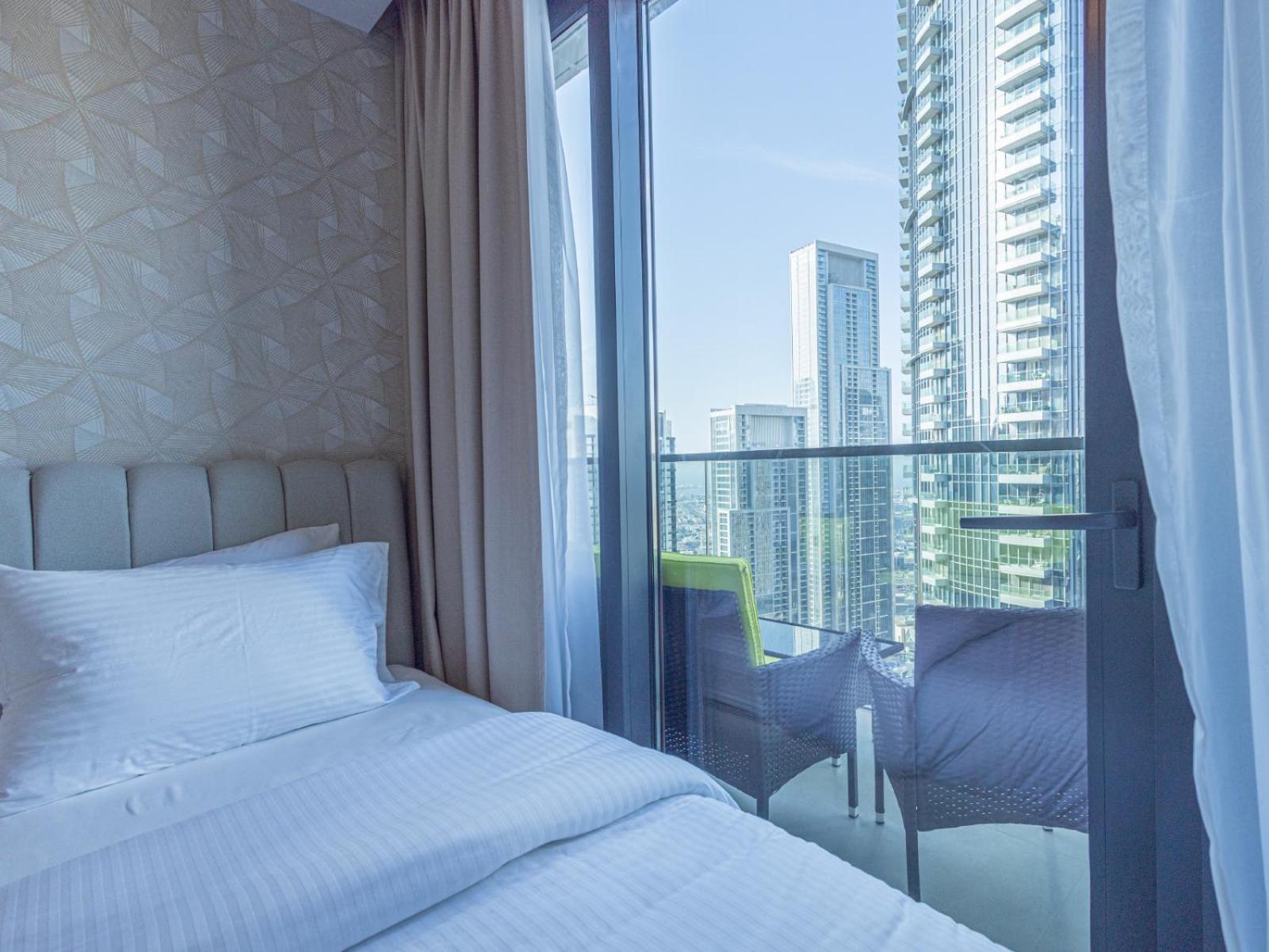 Apartment Mh - Act Tower - Downtown - Burj View 3bhk -ref4008 Dubai