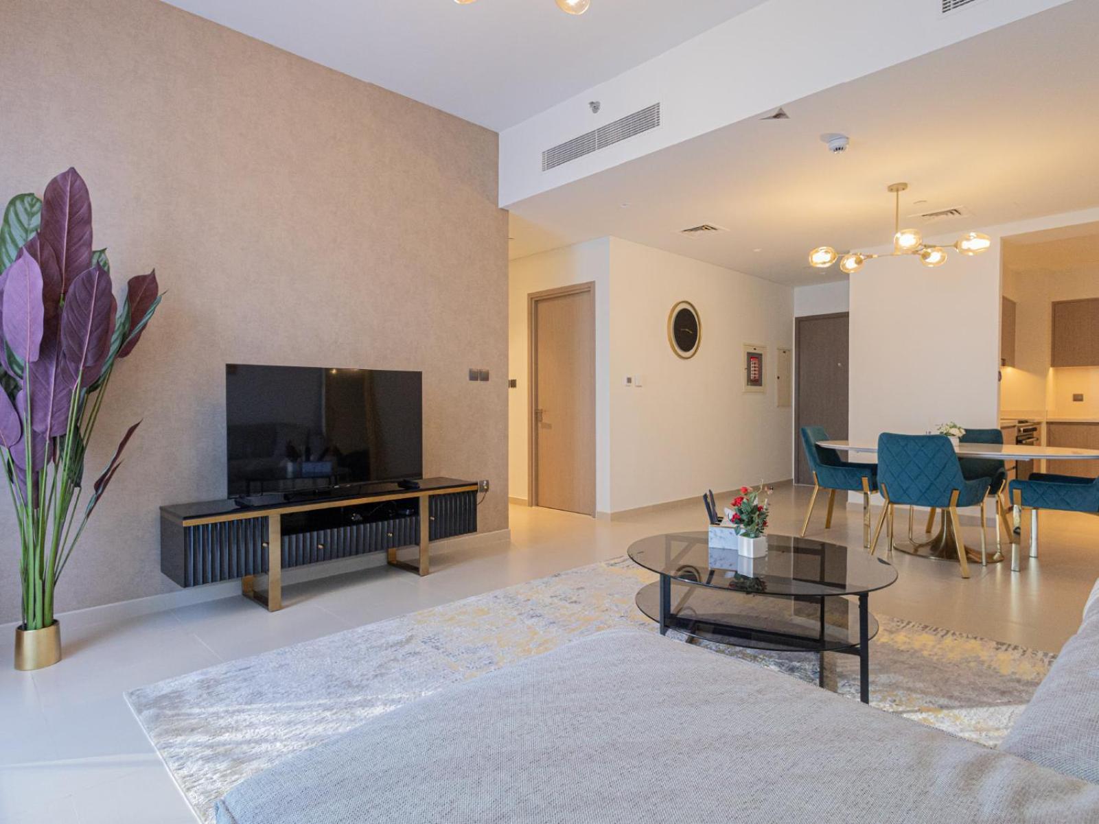 Mh - Act Tower - Downtown - Burj View 3bhk -ref4008 Dubai