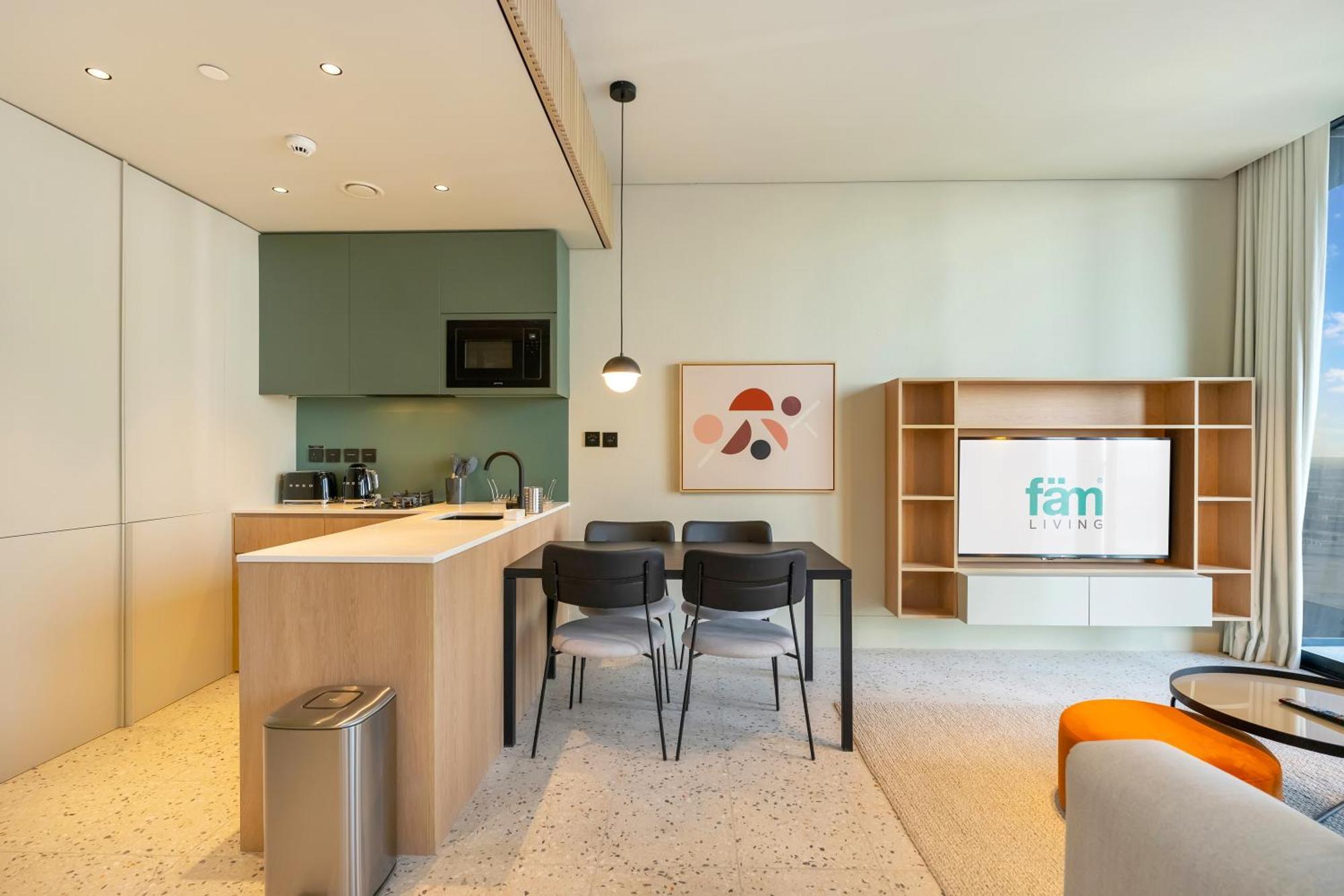 Fam Living - Upside Living - Wfh Friendly-business Bay Apartment Dubai