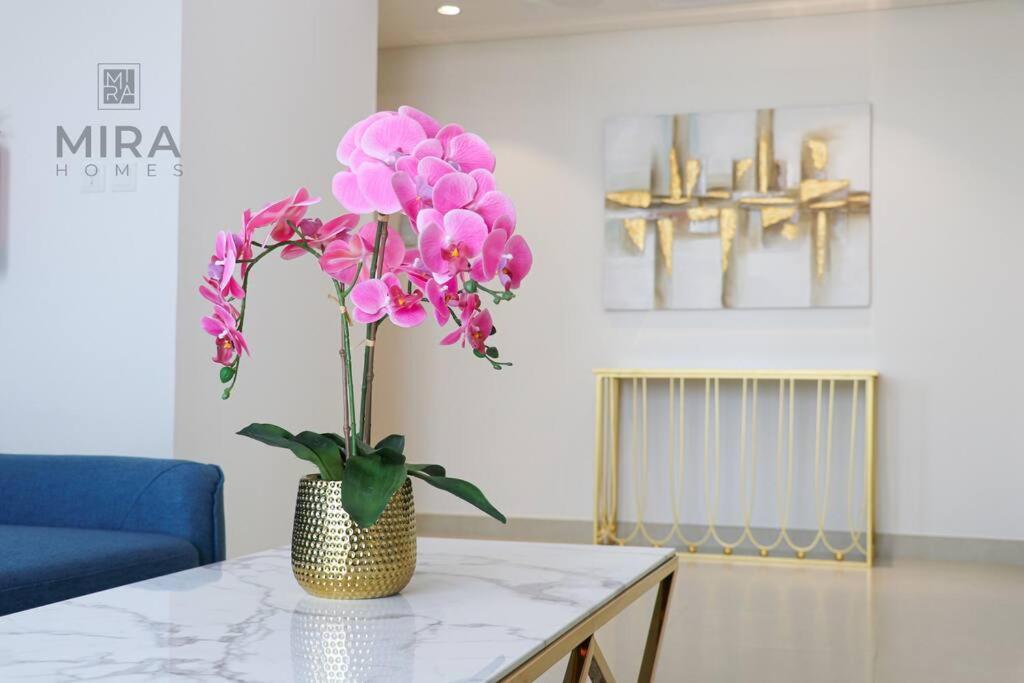 Mira Homes - Serviced 1 Bedroom In Midtown Apartment *