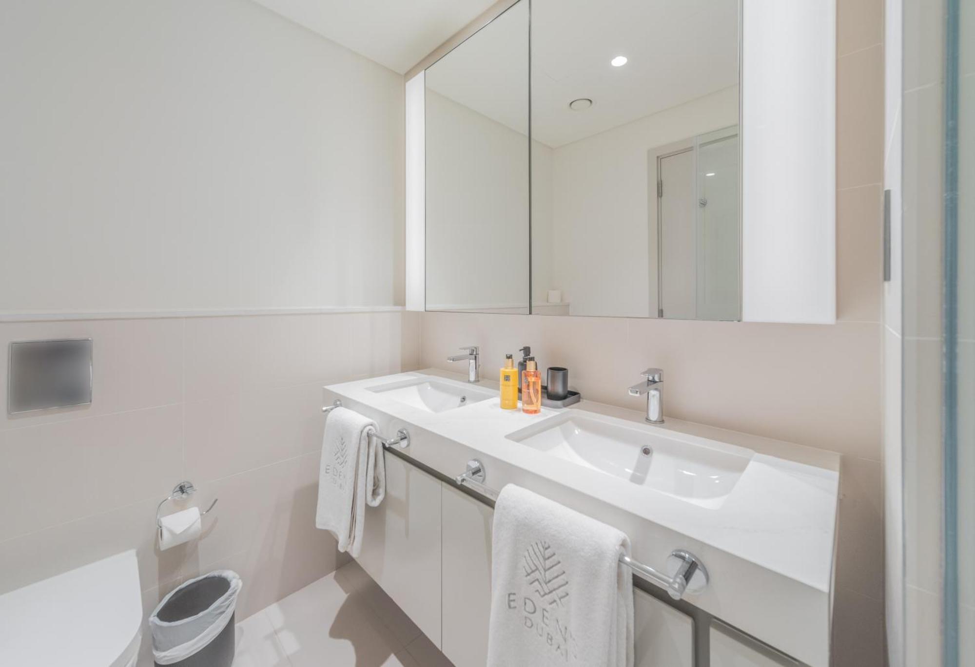 Apartment Eden's Homes & - Sunrise Bay Emaar Beachfront *