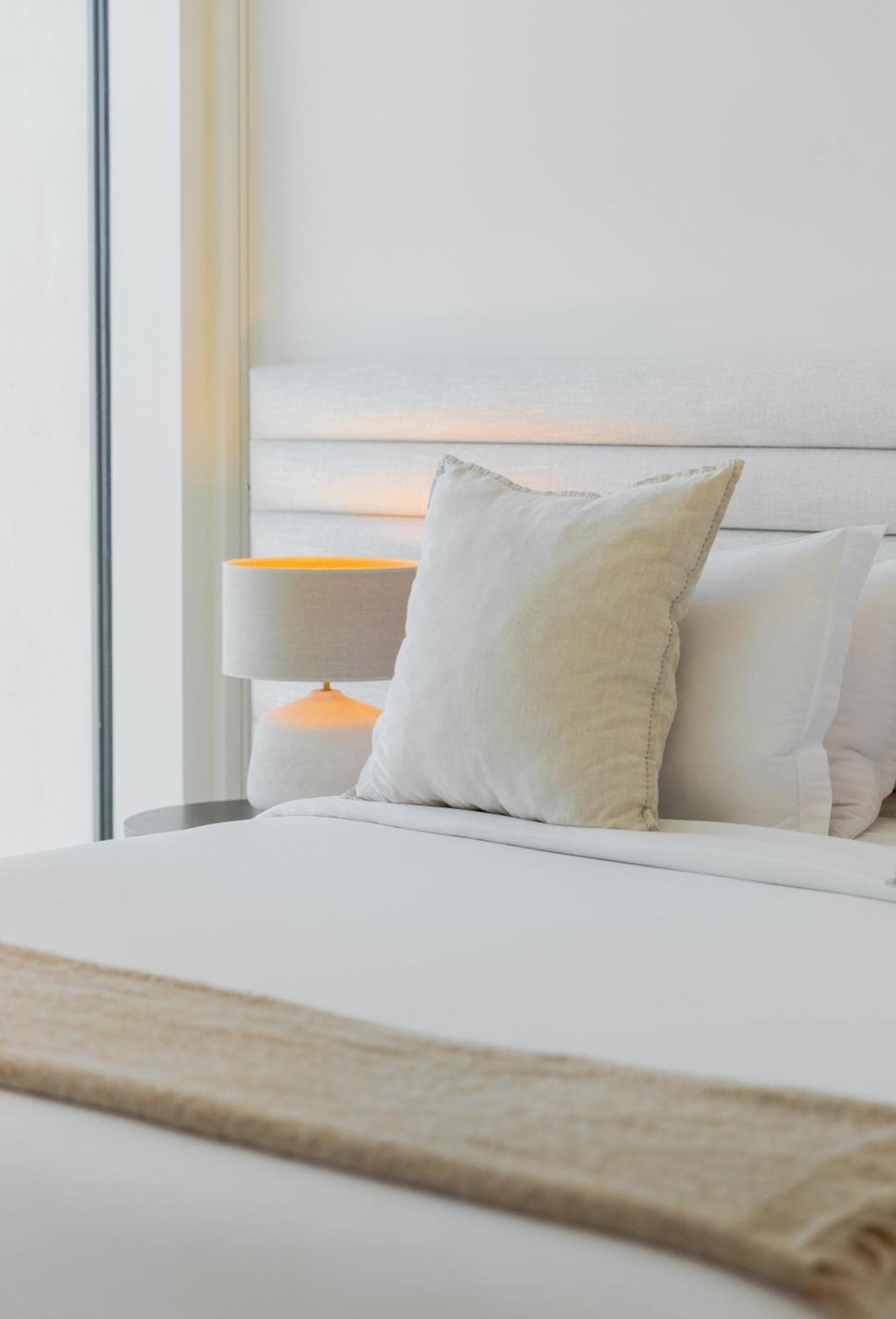 Eden's Homes & - Sunrise Bay Emaar Beachfront * Dubai