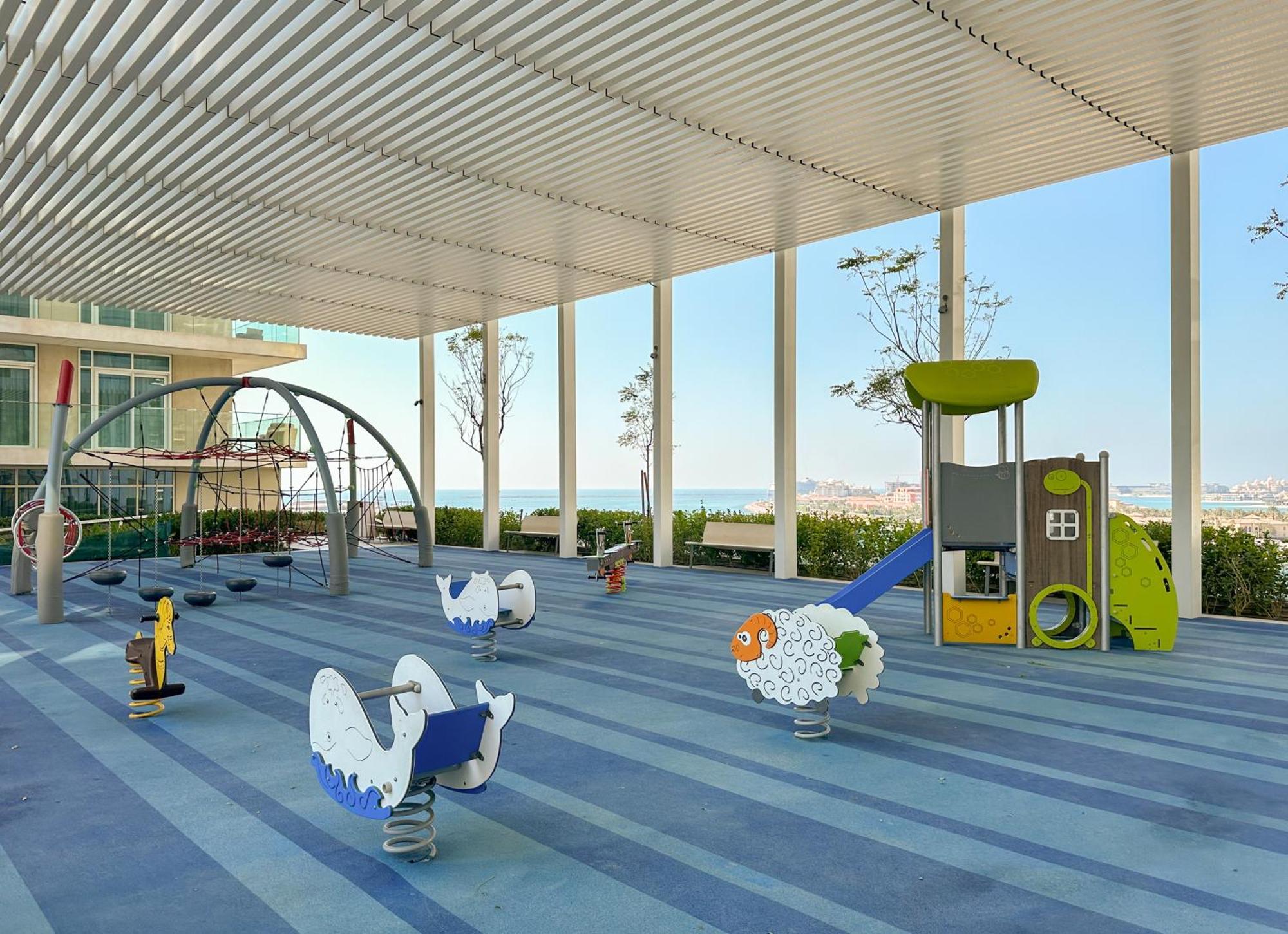Eden's Homes & - Sunrise Bay Emaar Beachfront Apartment *