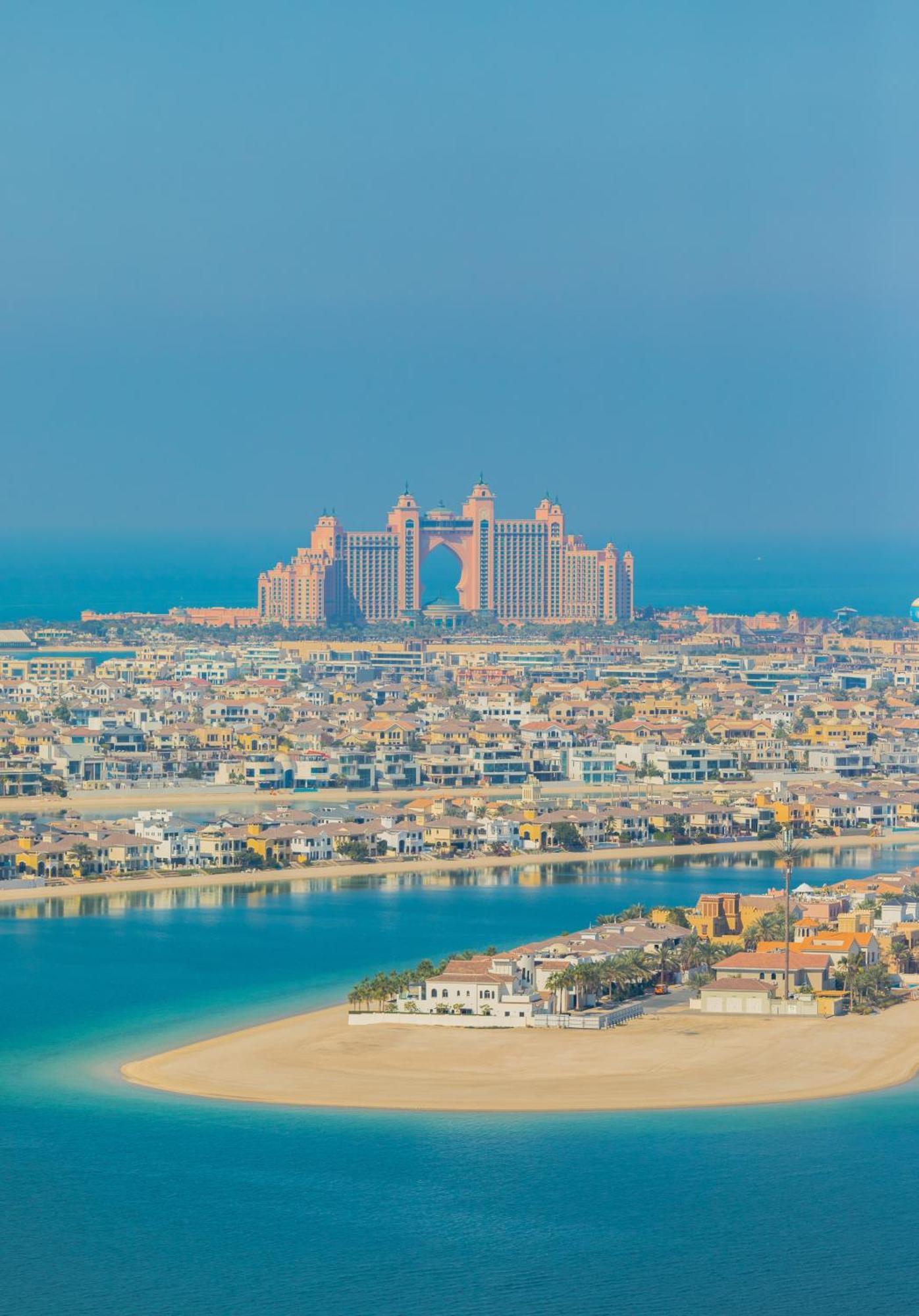 Eden's Homes & - Sunrise Bay Emaar Beachfront Apartment Dubai