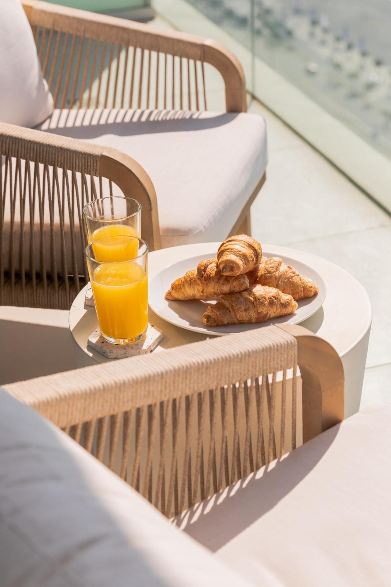 Apartment Eden's Homes & - Sunrise Bay Emaar Beachfront Dubai