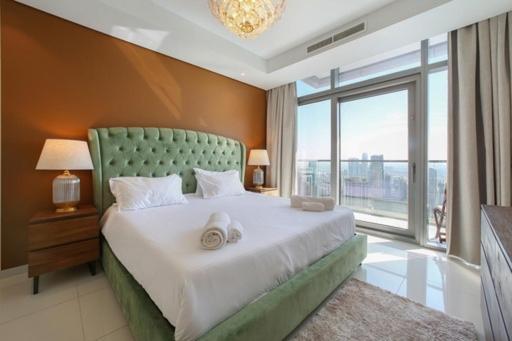 Apartment Luxurious One Bedroom *