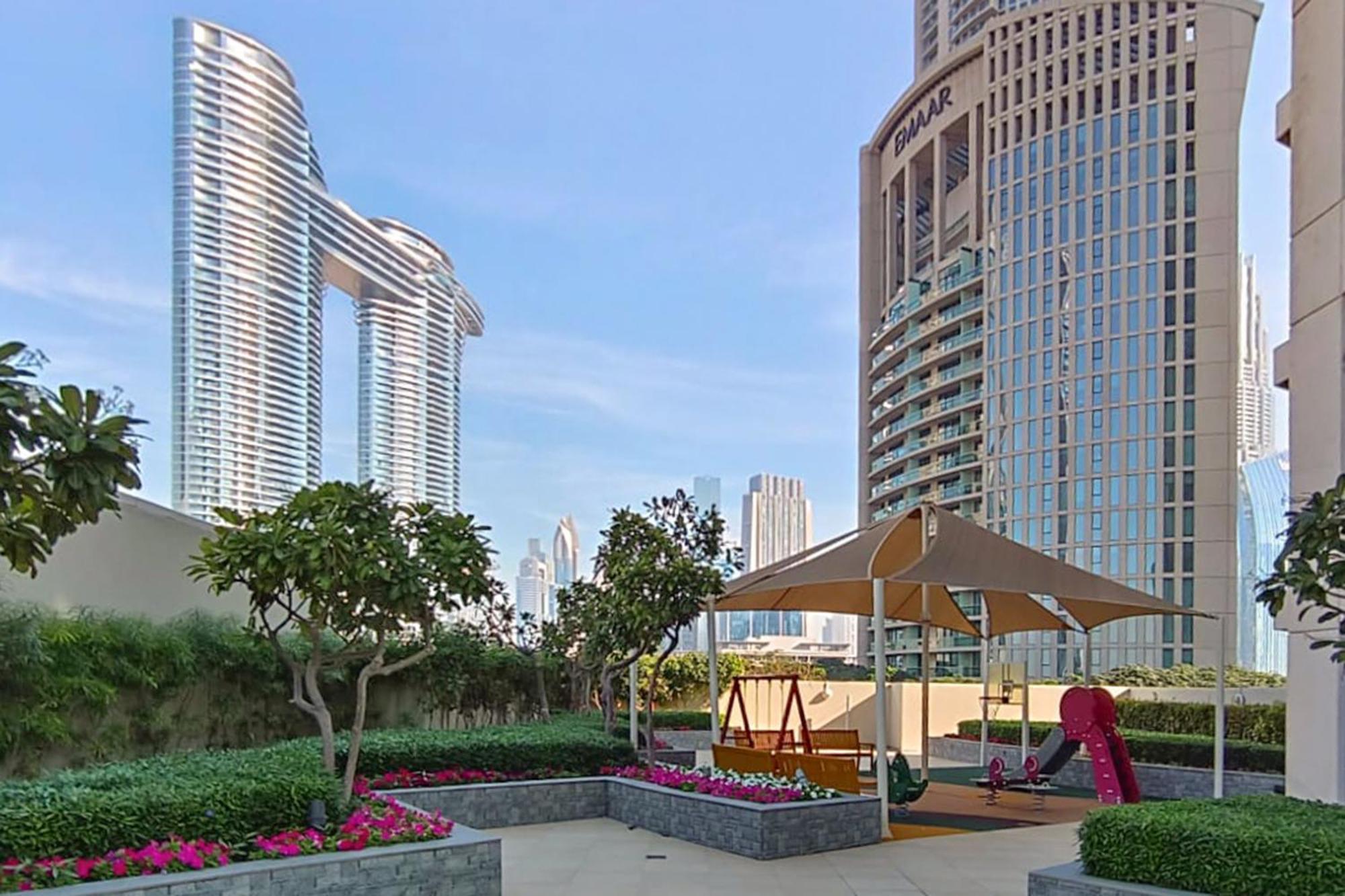 Close To Metro - Classic 2br In Loft East,downtown Apartment Dubai