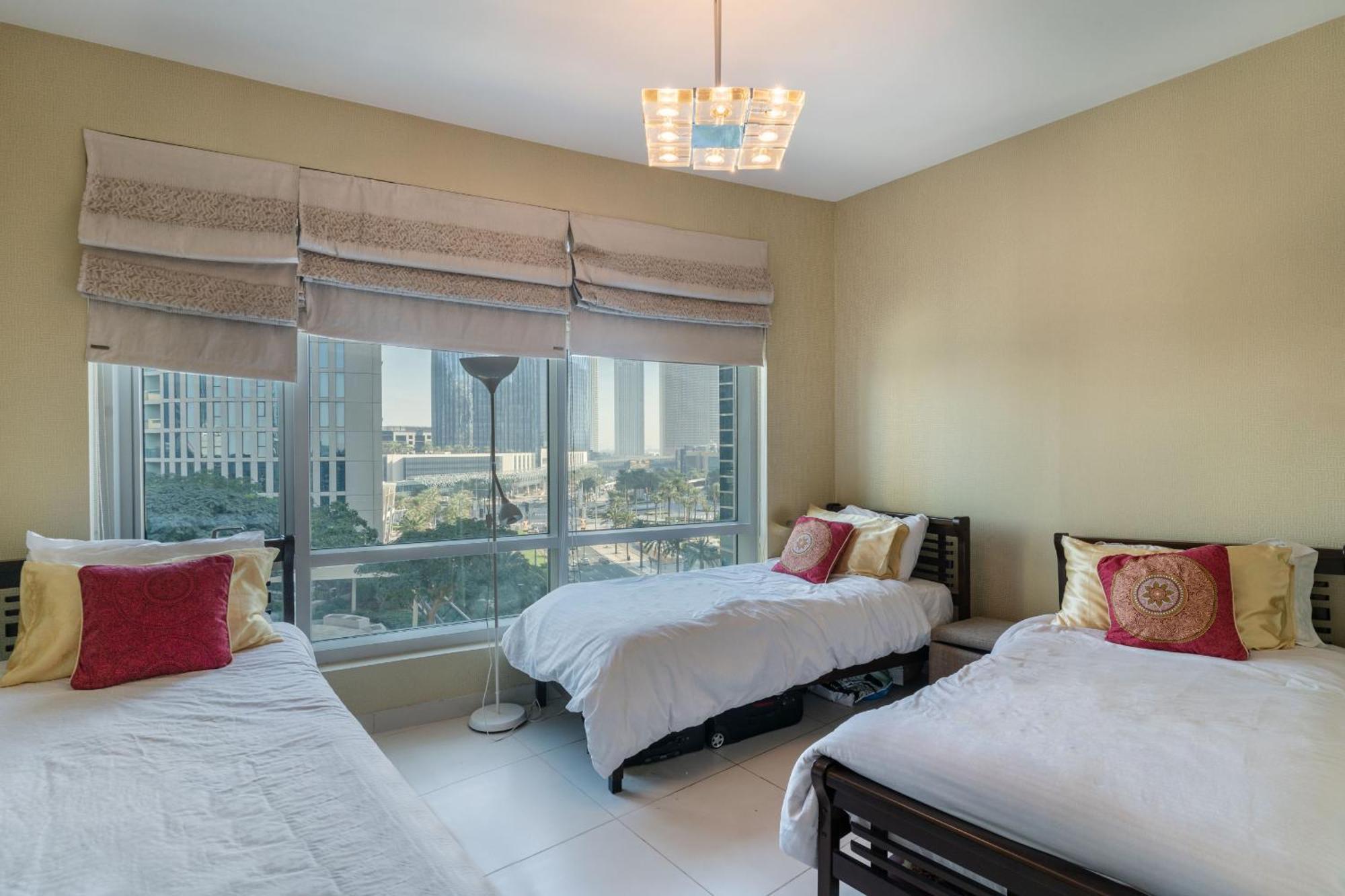 Close To Metro - Classic 2br In Loft East,downtown * Dubai