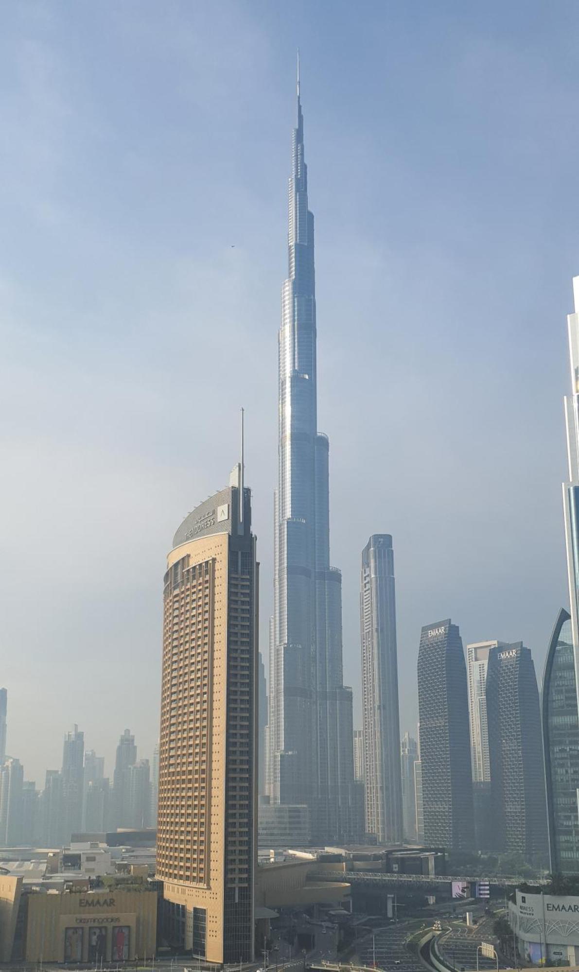 Svizona Premium 2bhk, Burj Khalifa View, Downtown * Dubai