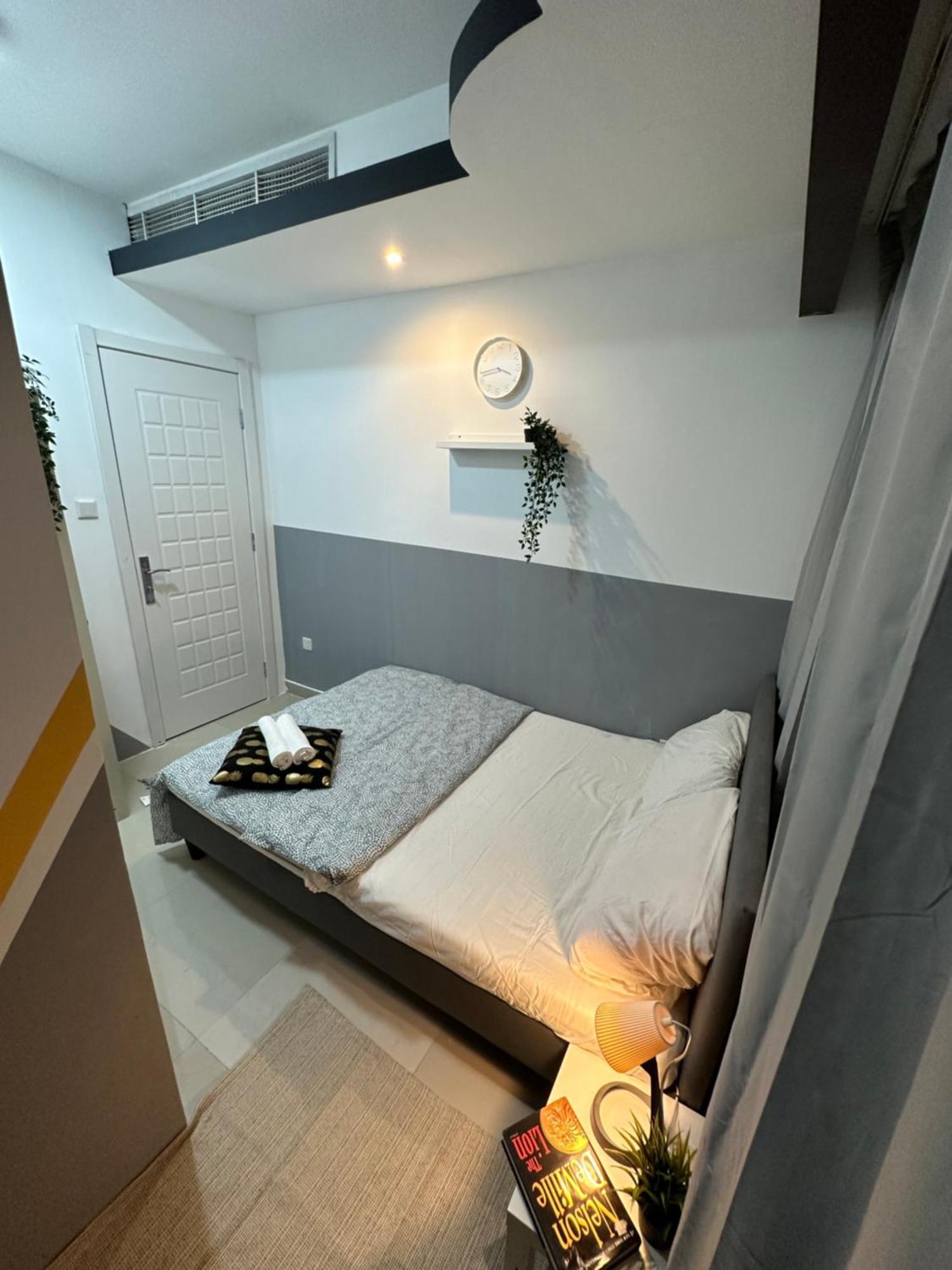 Double Partition In Al Barsha 1 Nearest To Metro Homestay *