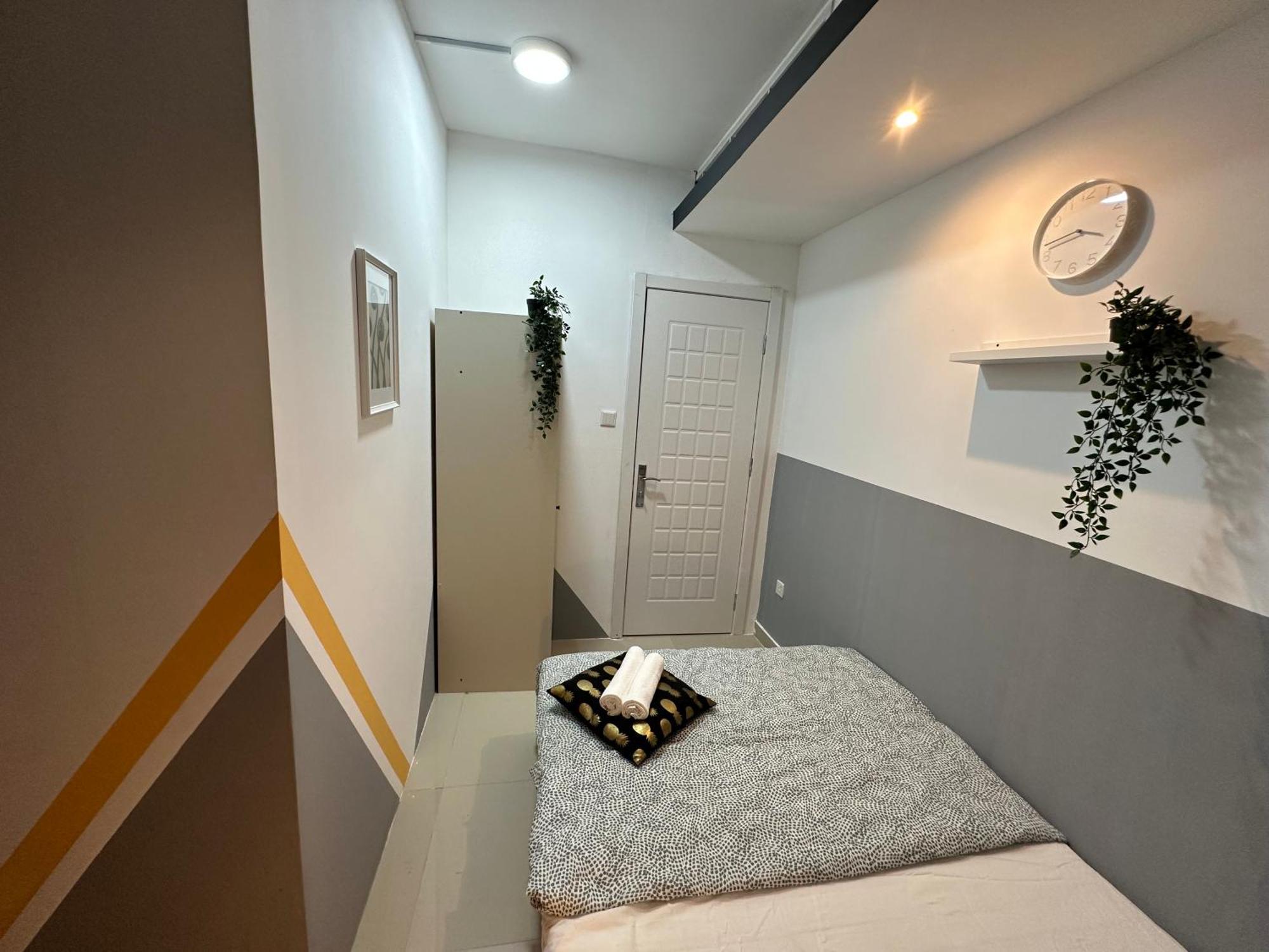 Double Partition In Al Barsha 1 Nearest To Metro Homestay *