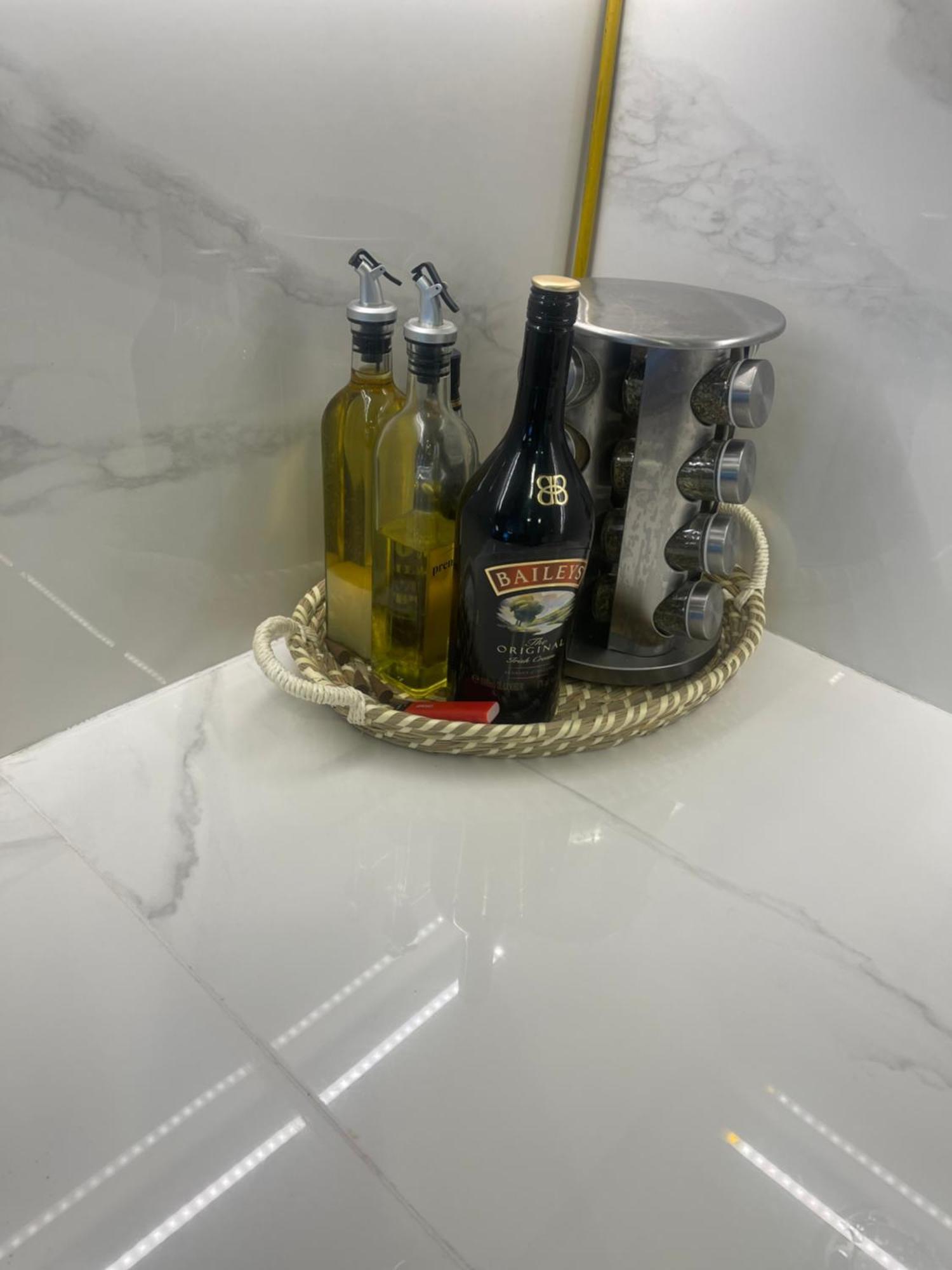 Burj Khalifa View Ensuite King Bedroom In A 2 Bedroom Mall 8mins Apartment Dubai