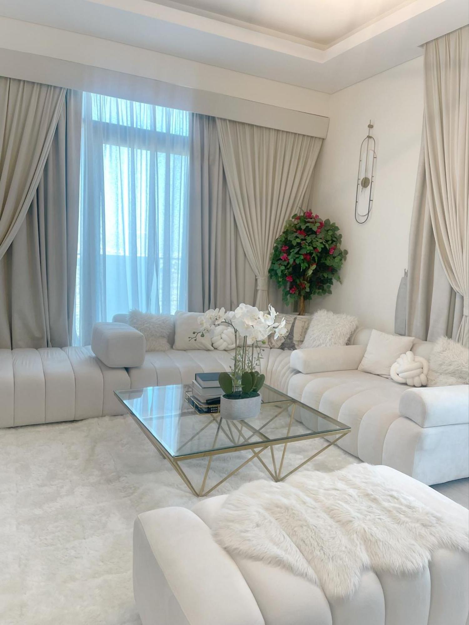 Burj Khalifa View Ensuite King Bedroom In A 2 Bedroom Mall 8mins Apartment