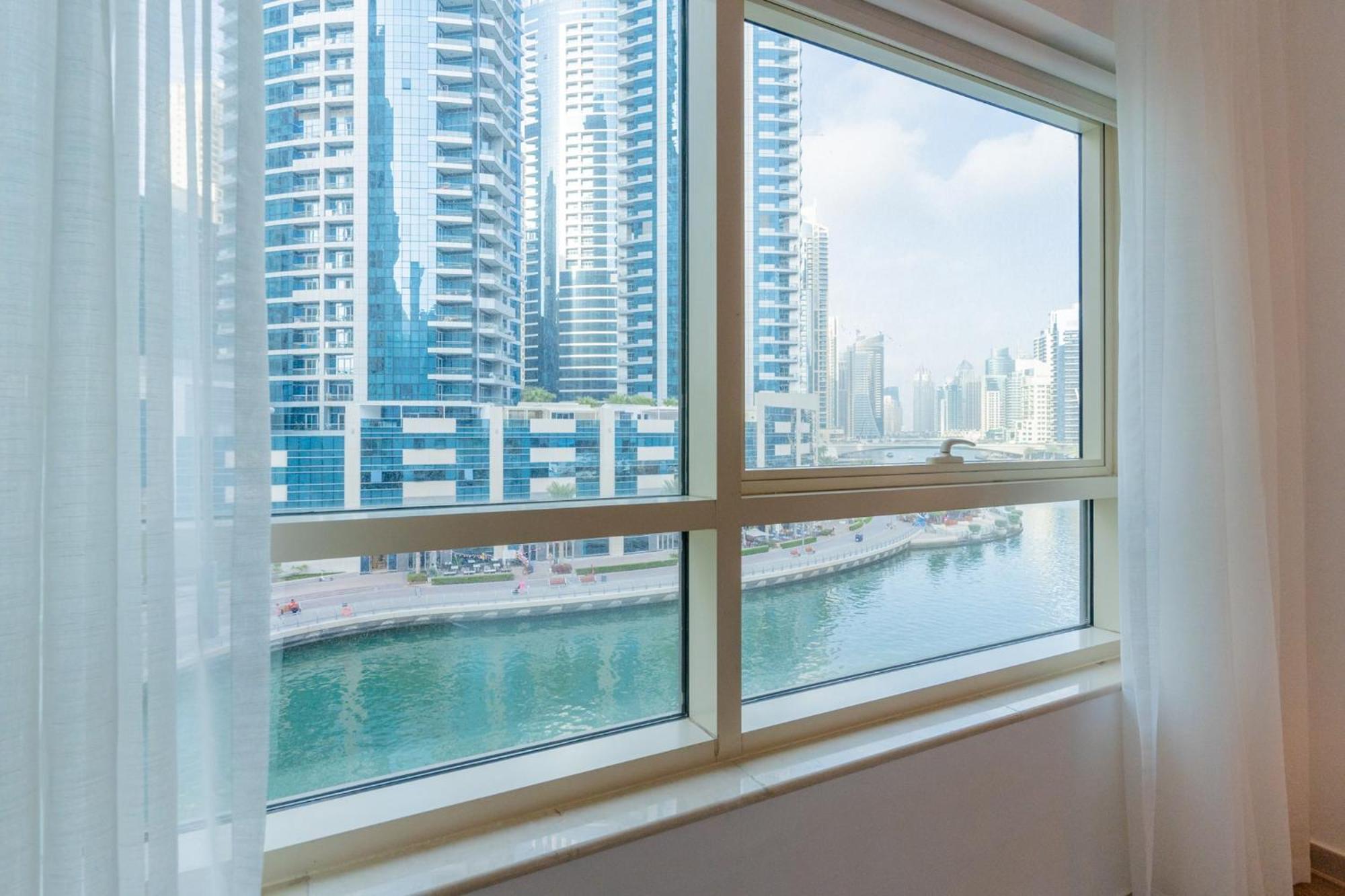 Apartment Stylish Waterfront 2 Bed In Marina Dubai