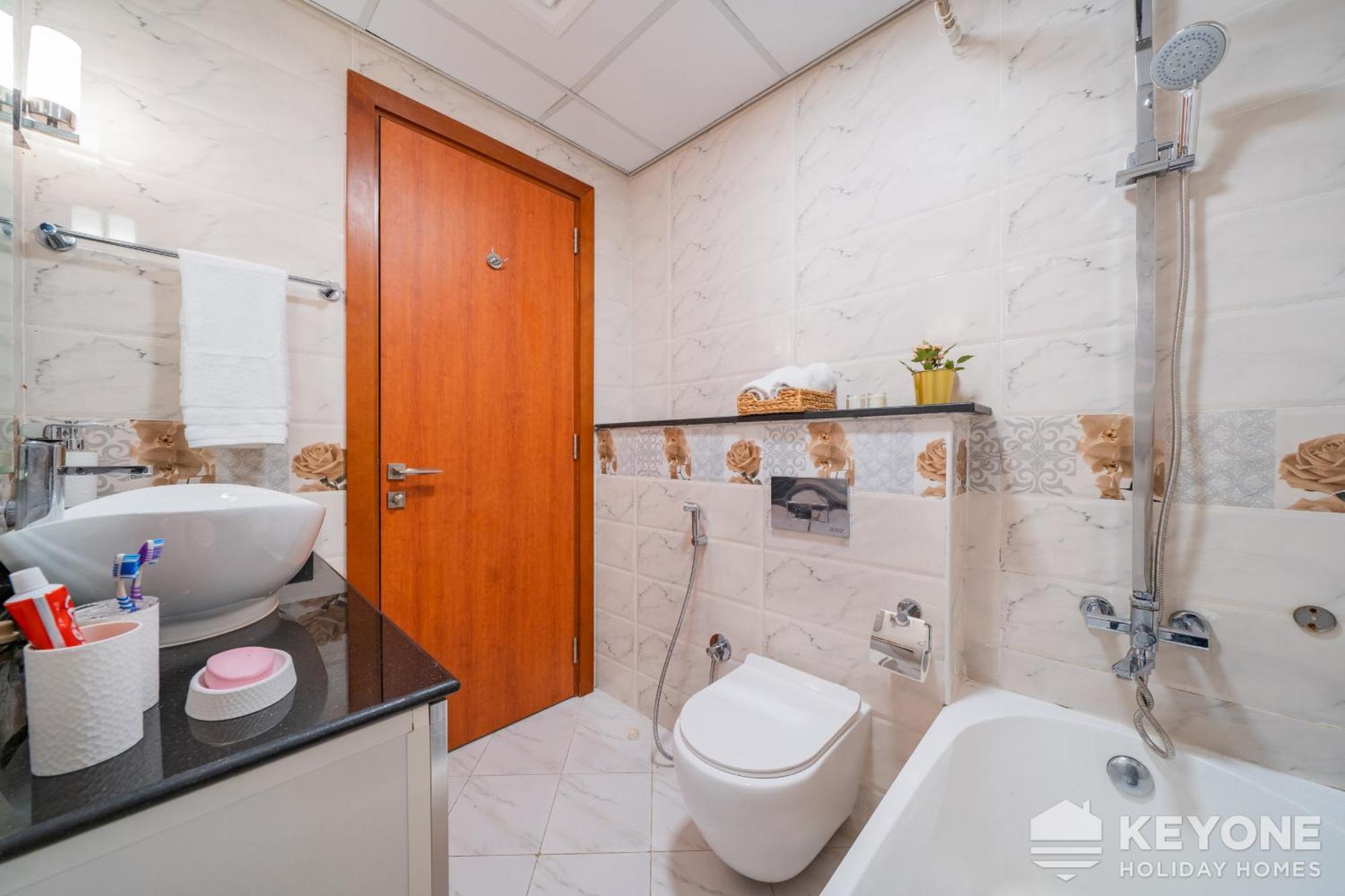 Modern & Stylish In Jvt Apartment Dubai