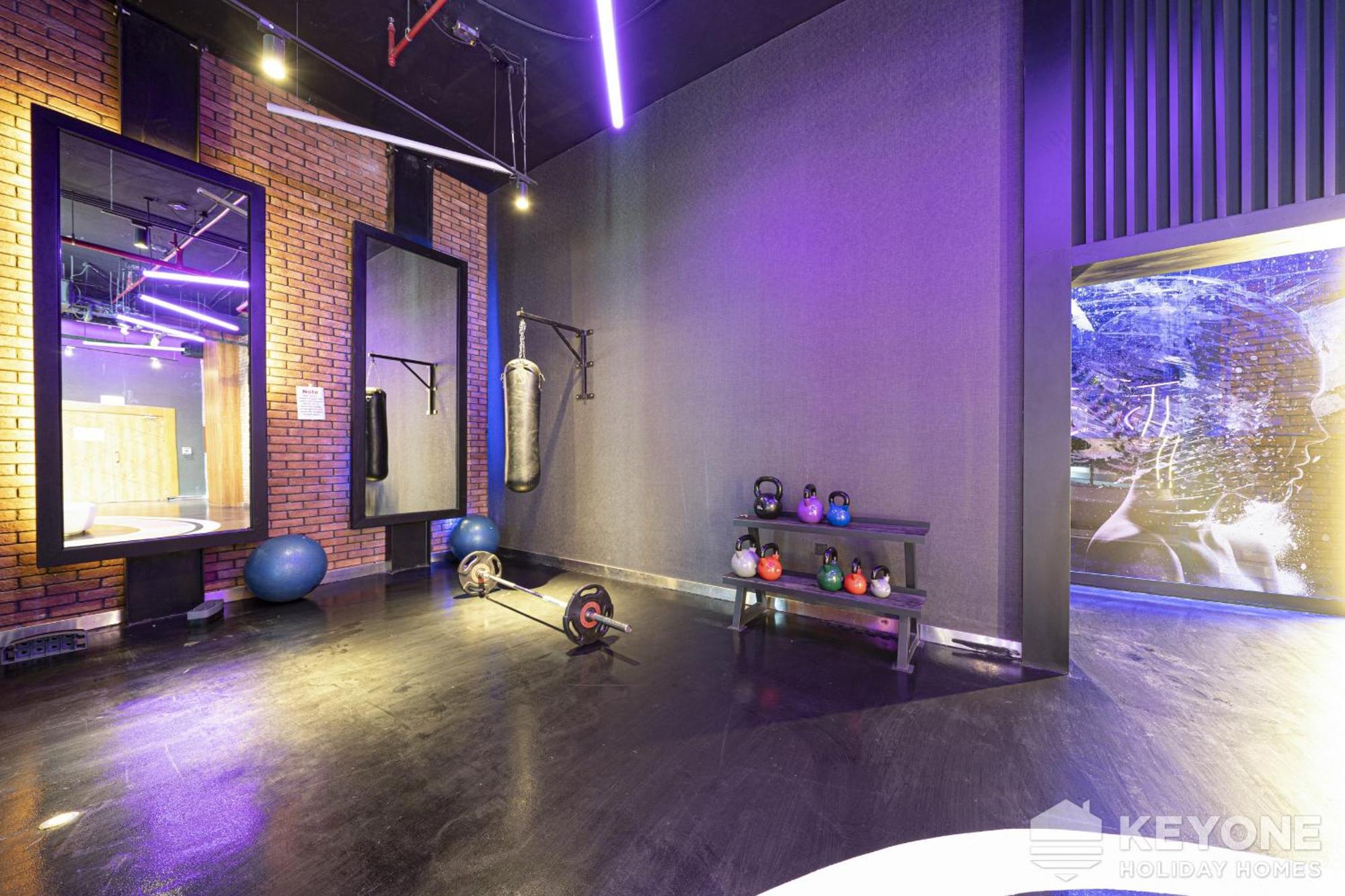 Apartment Modern & Stylish In Jvt Dubai
