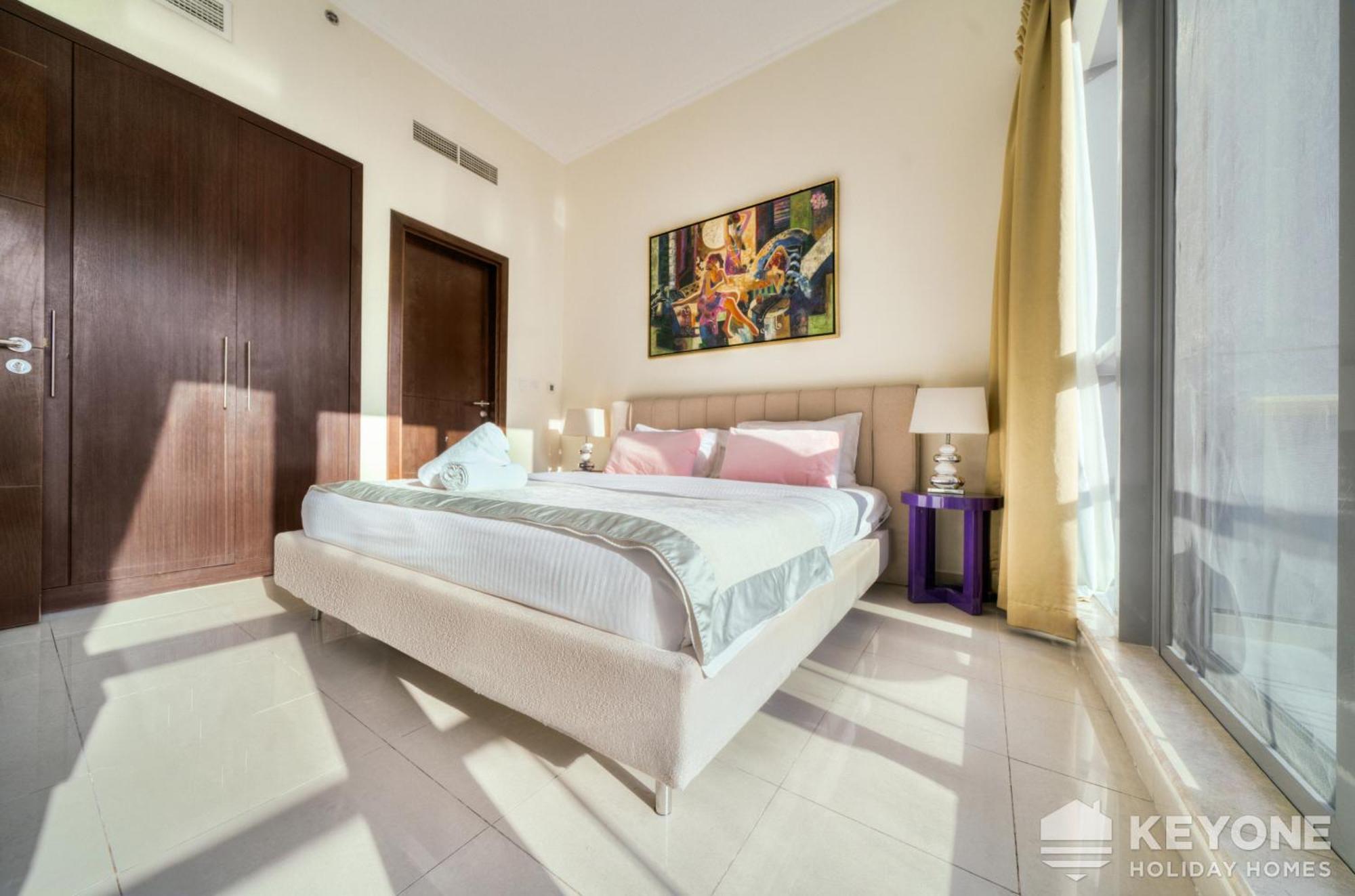 Contemporary One Bedroom With Full Marina View Dubai