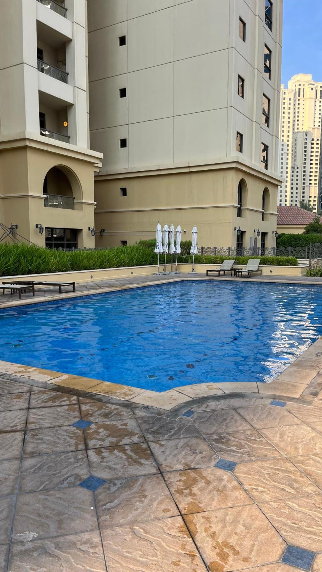 Amwaj Jbr Walk Beachfront Apartment Dubai